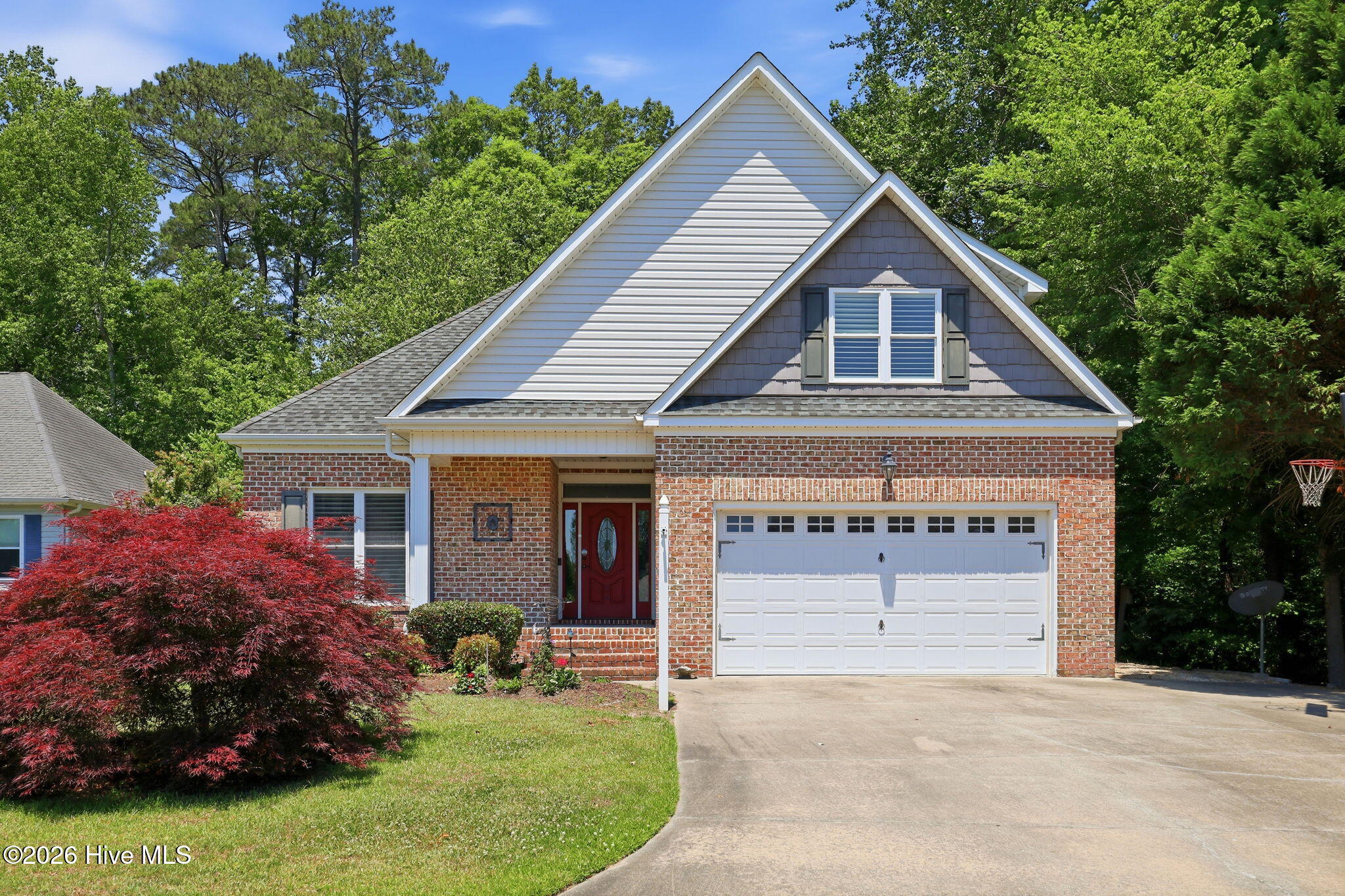 74 Hannah Drive — photo