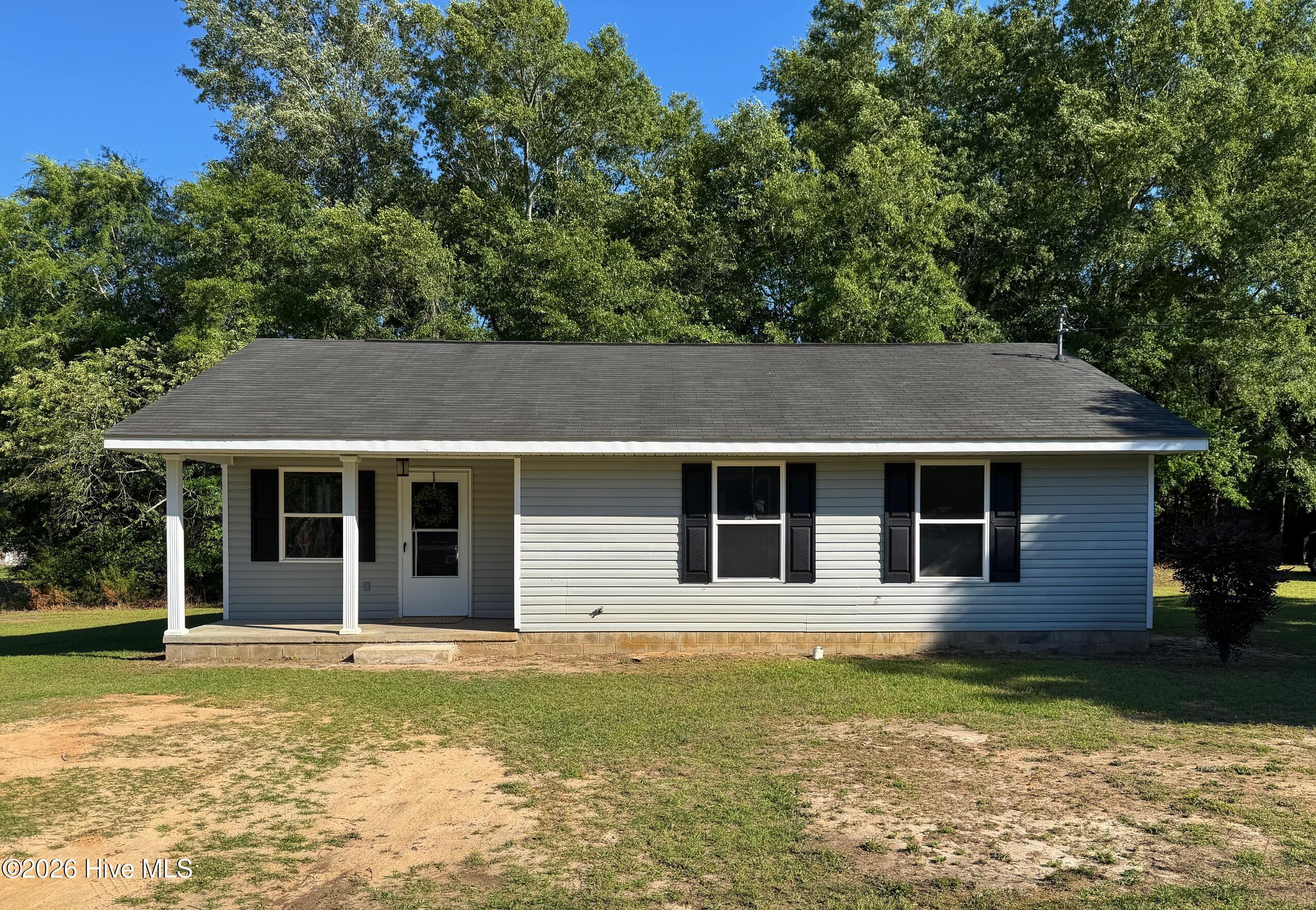 1001 Fuller Street — photo