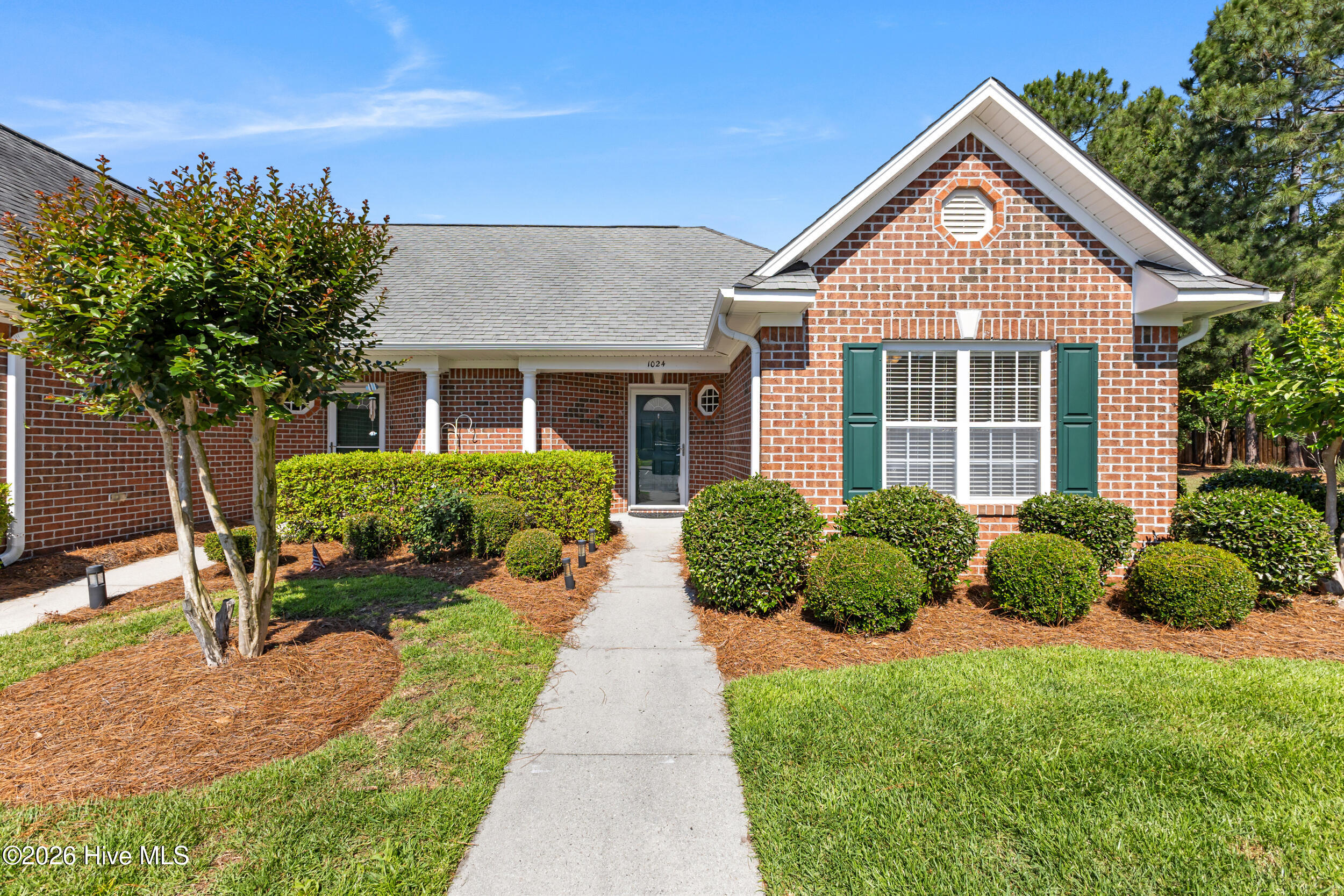 1024 Bridgeport Way — photo