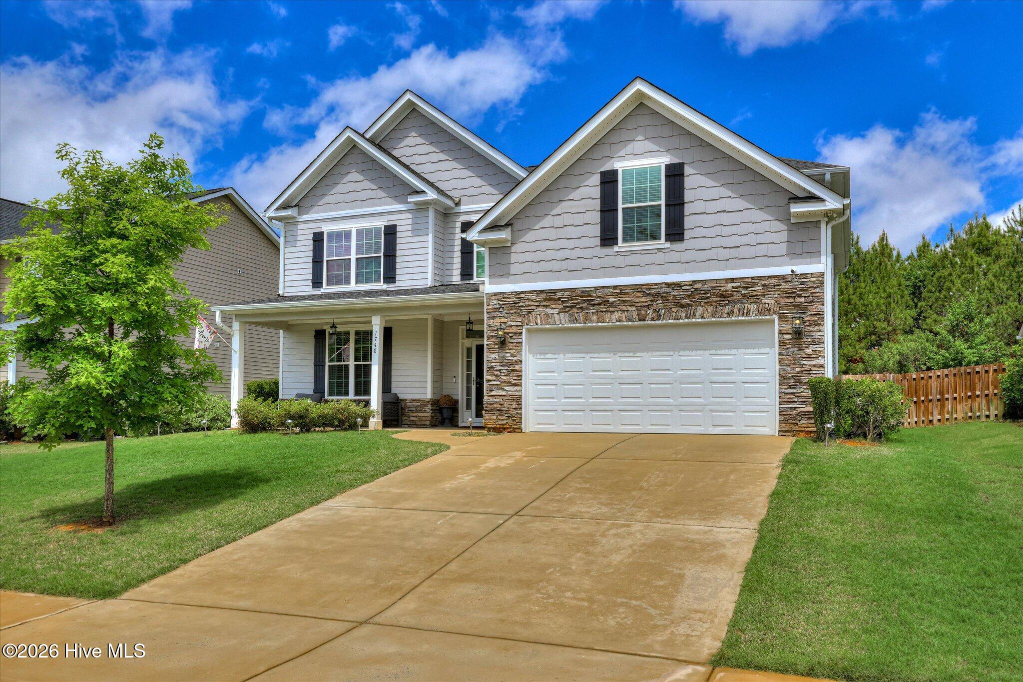1748 Davenport Drive — photo