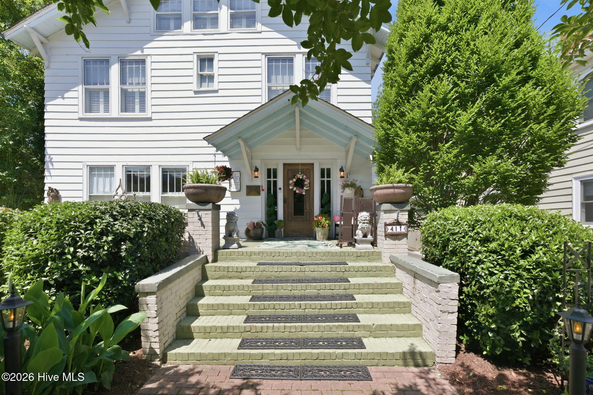 411 George Street — photo