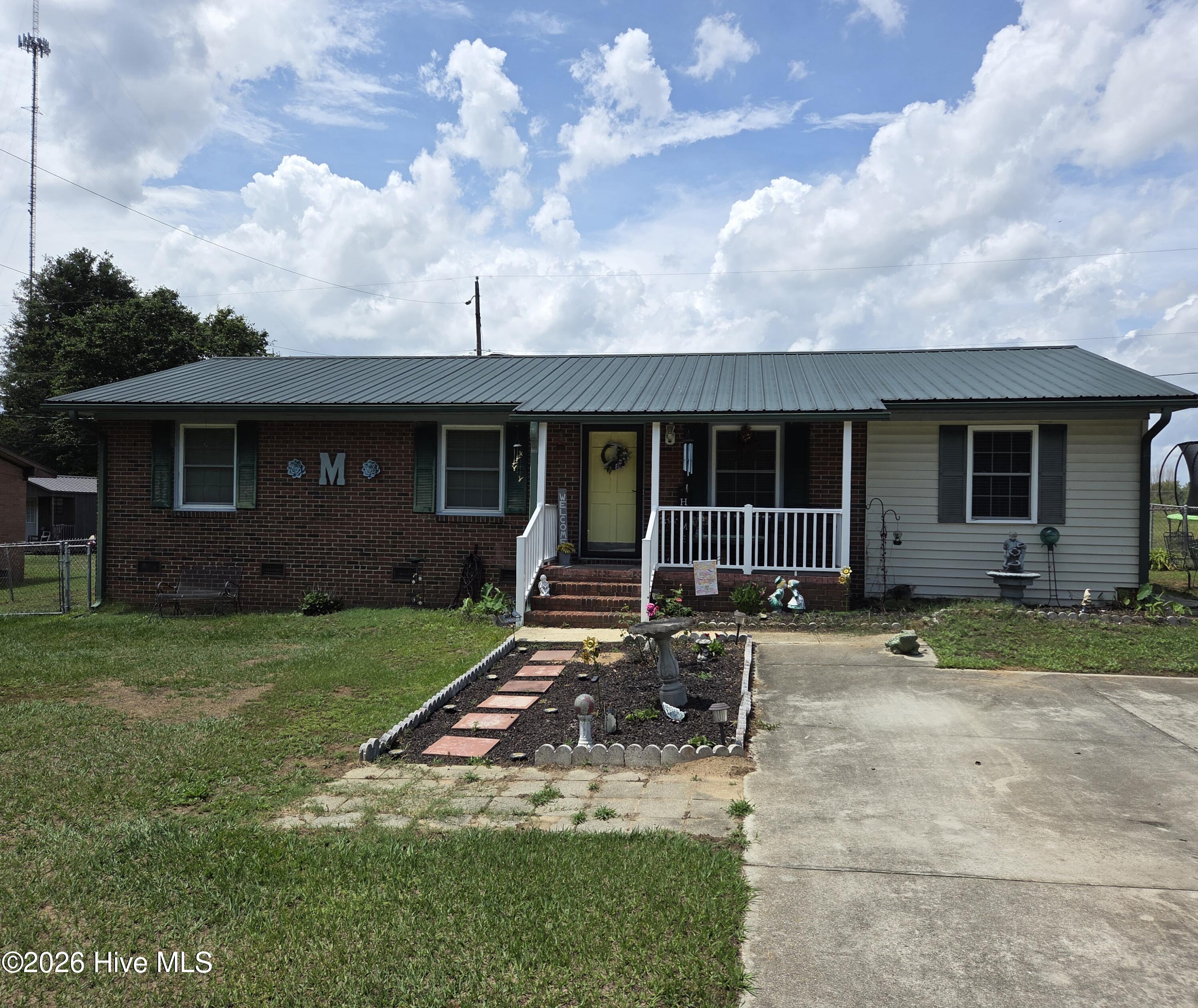 17501 Lees Mill Road — photo