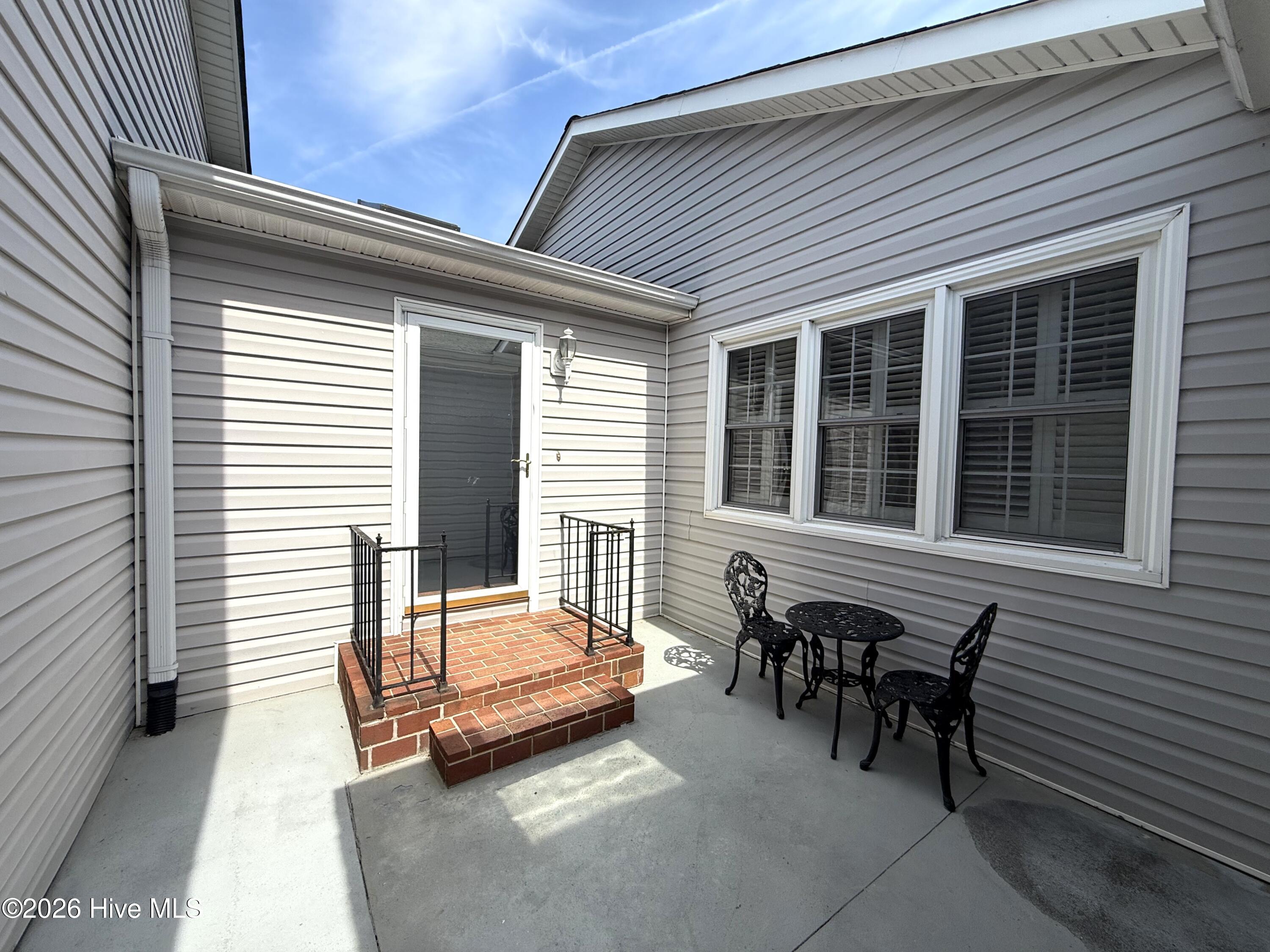 511 Westpark Circle — photo