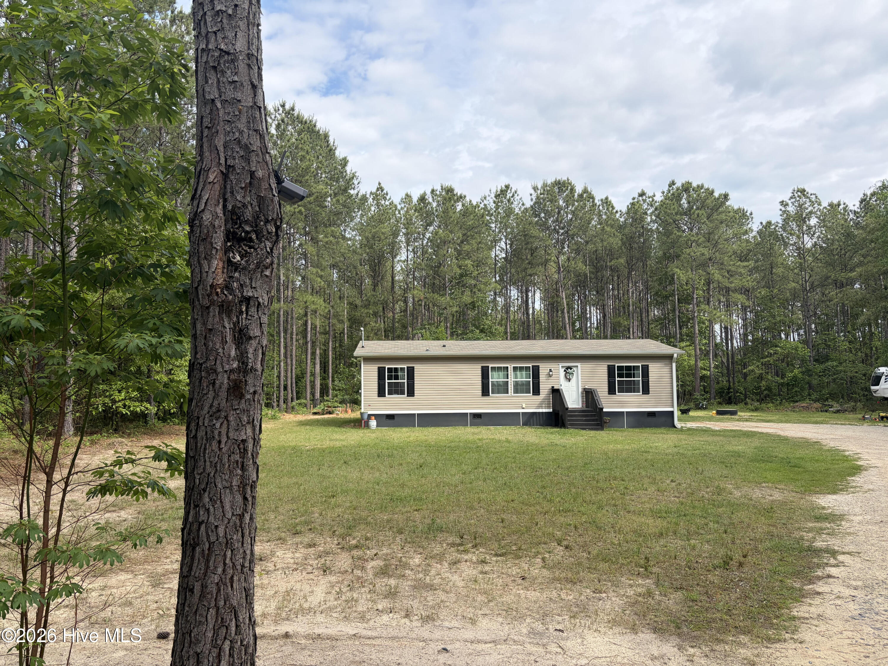 645 Bent Knee Road — photo