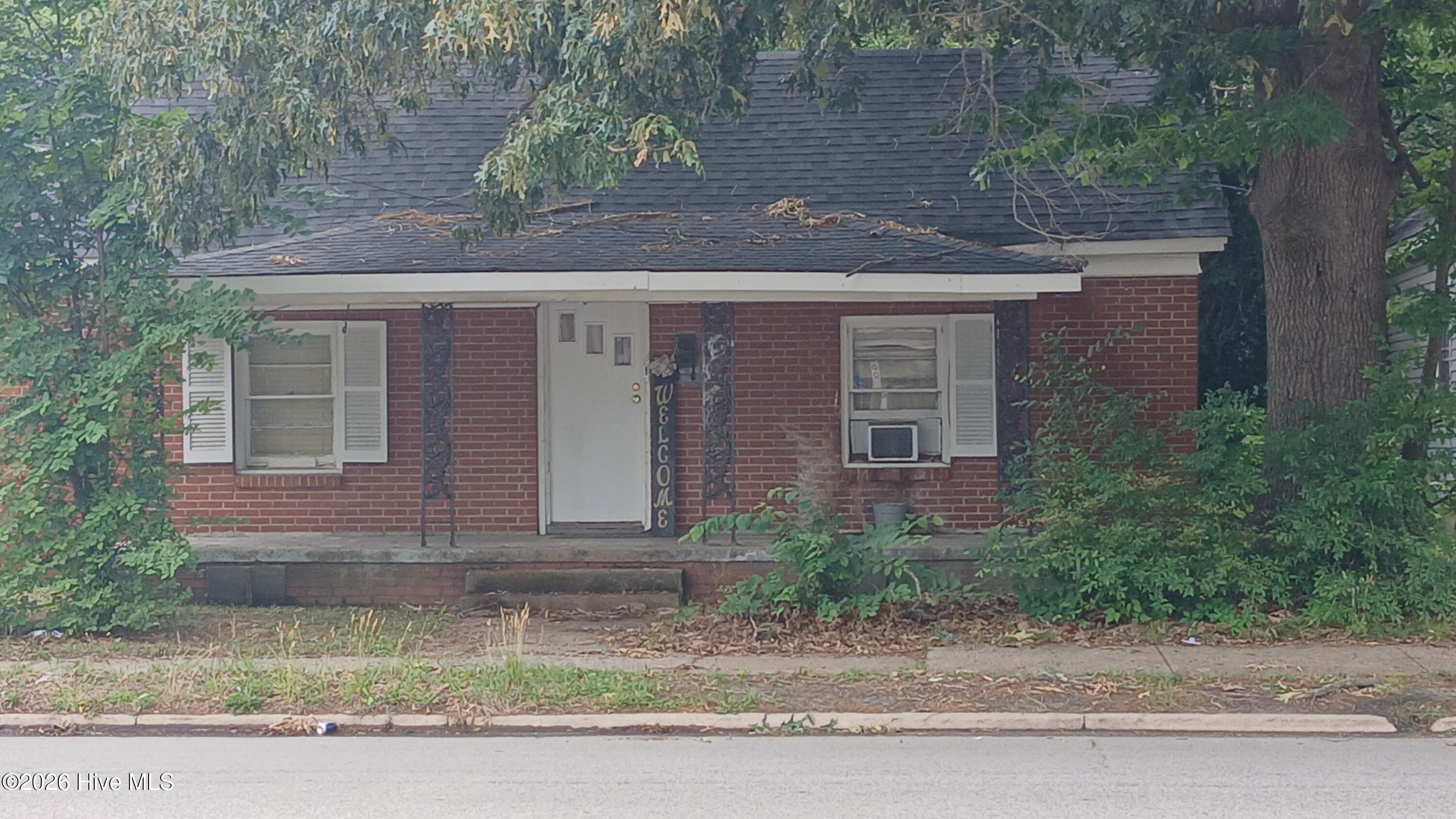 1103 W Thomas Street — photo
