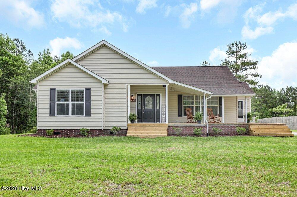 635 Cross Creek Drive — photo