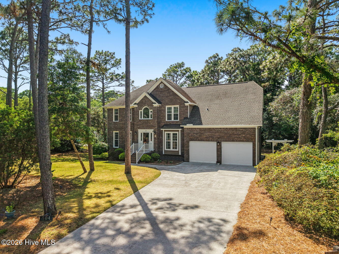 504 Periwinkle Way — photo