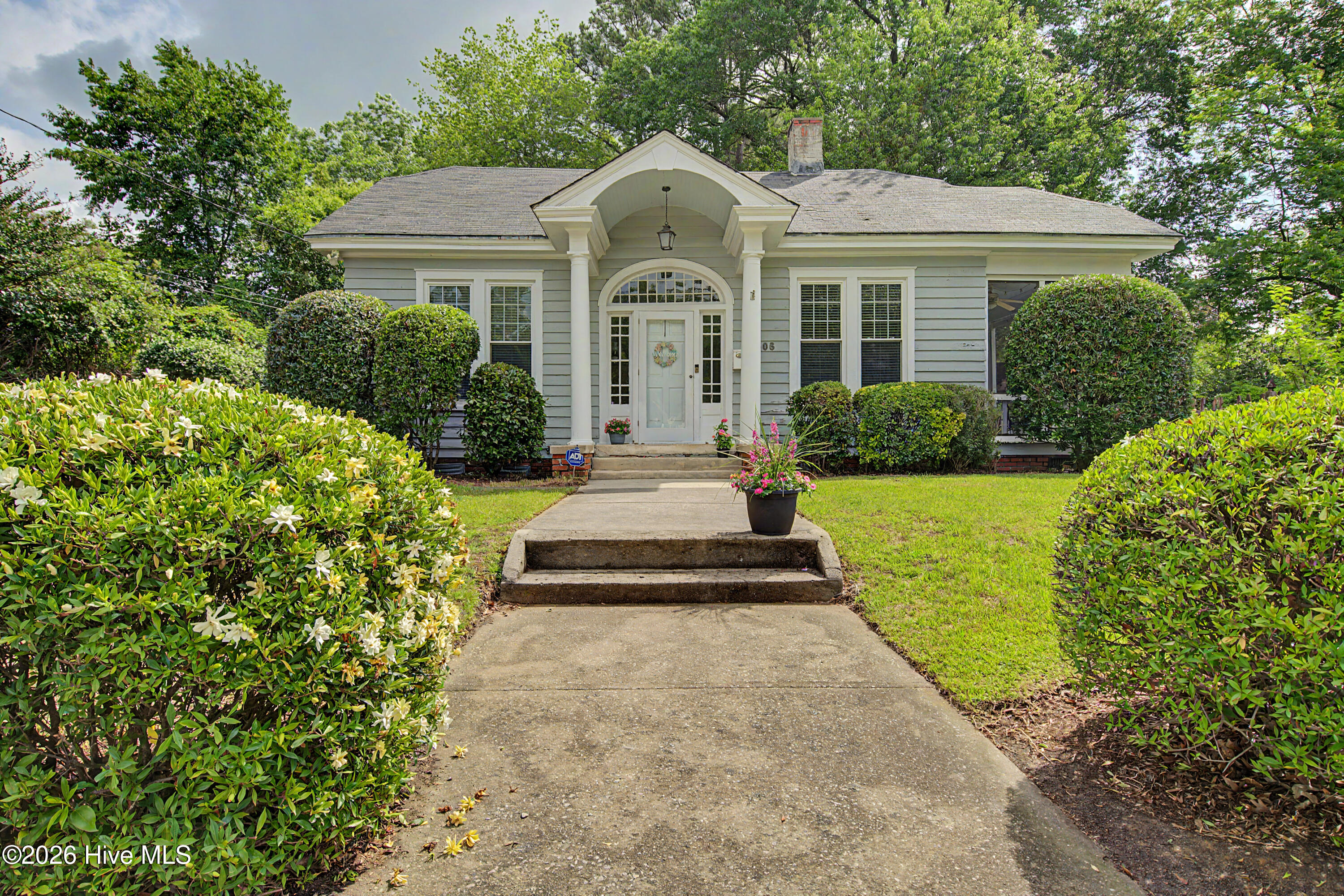 1506 Anderson Street NW — photo