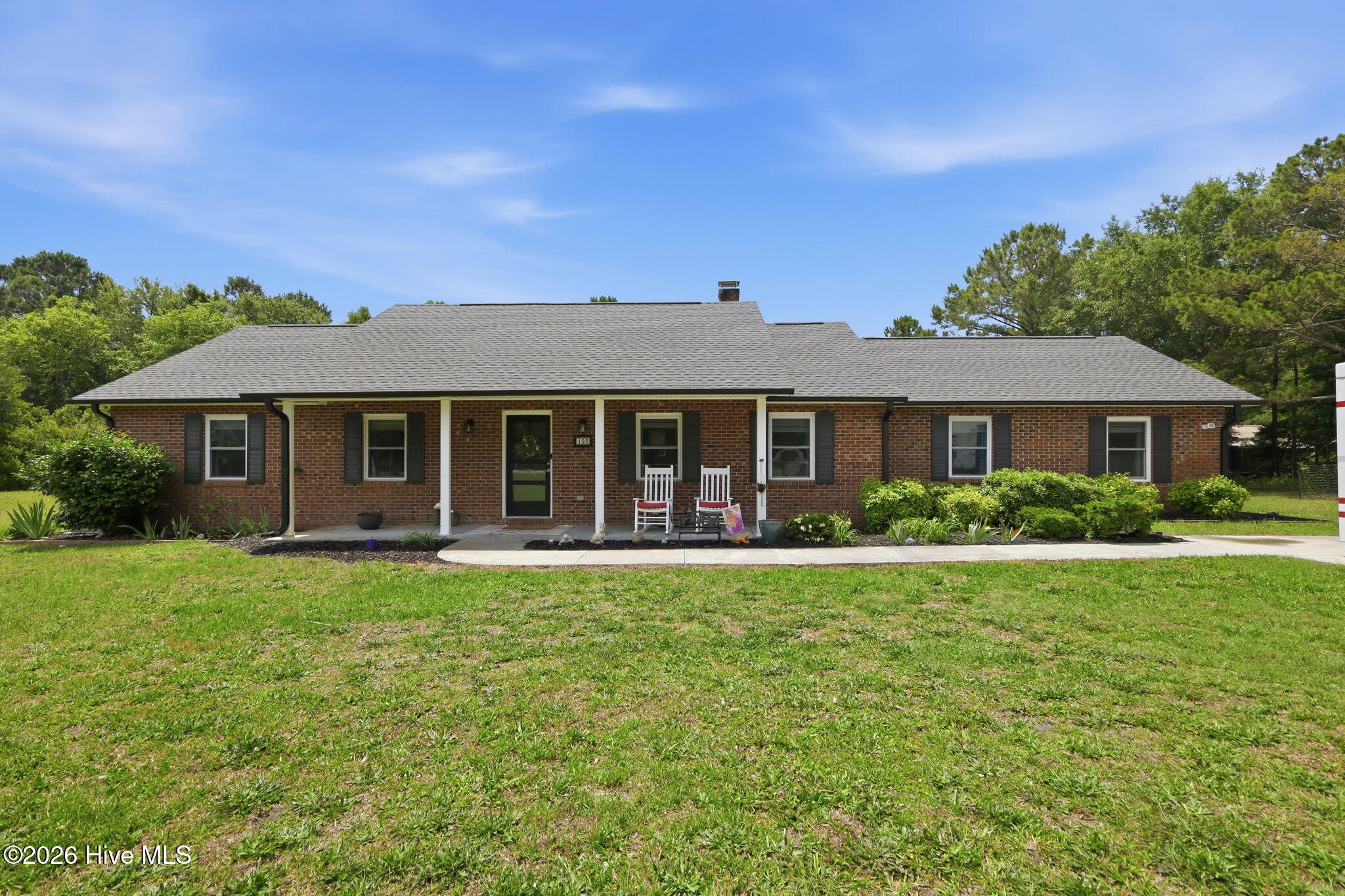102 Beaver Trail — photo