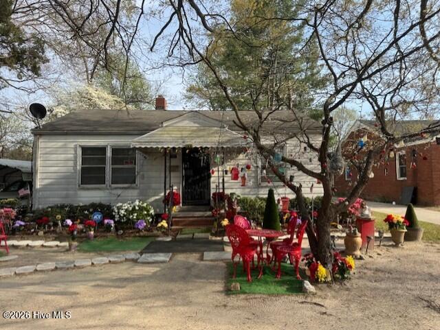 1007 W Saint James Street — photo