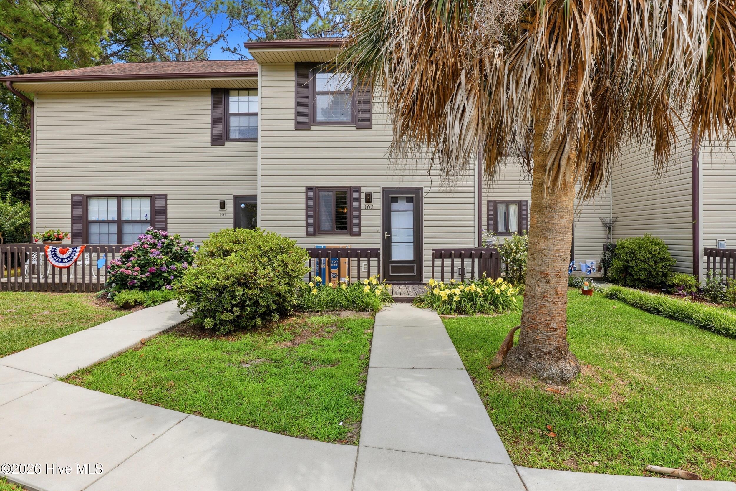 102 Country Club Villa Drive — photo