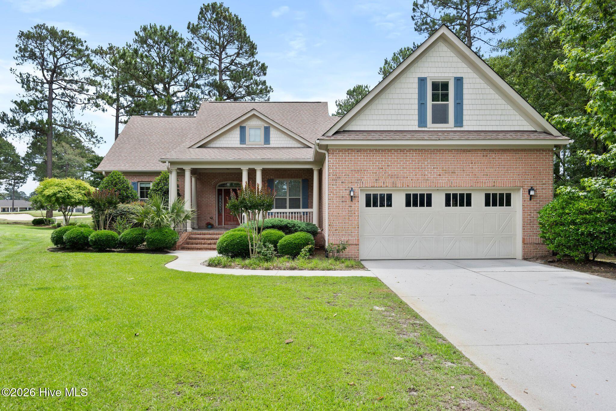 1010 Rosea Court — photo