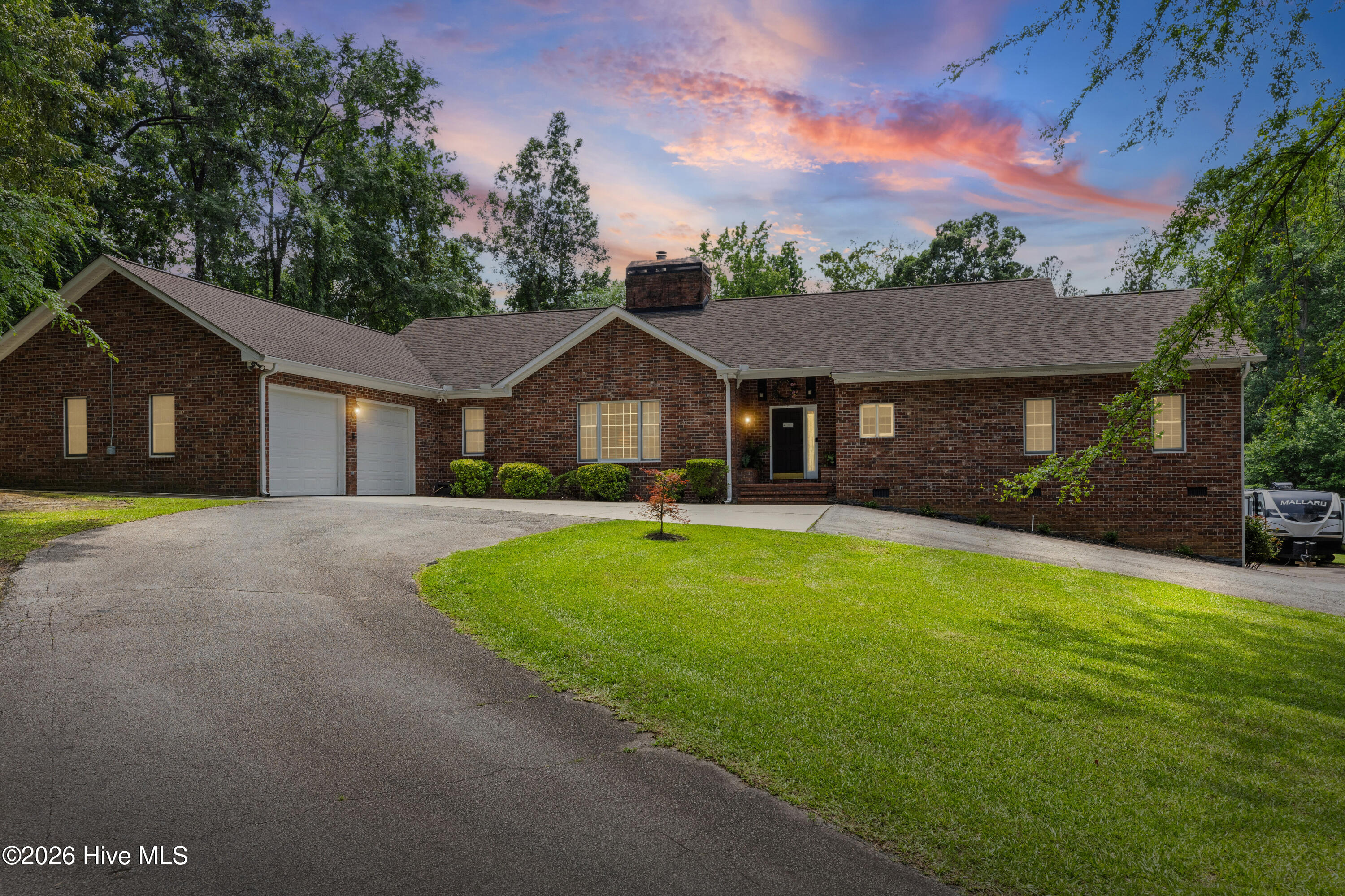 4169 Waters Edge Lane — photo