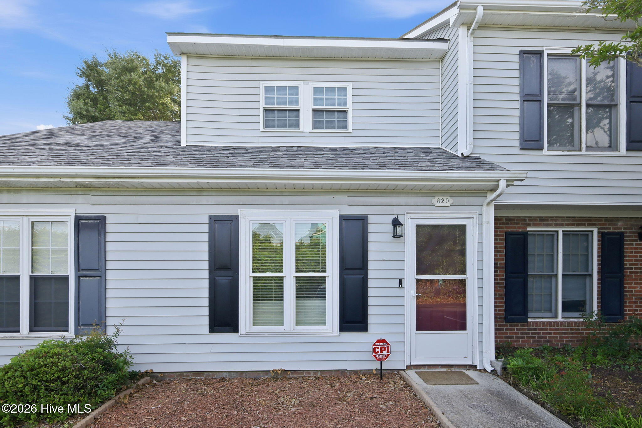3200 Crystal Oaks Lane 820 — photo