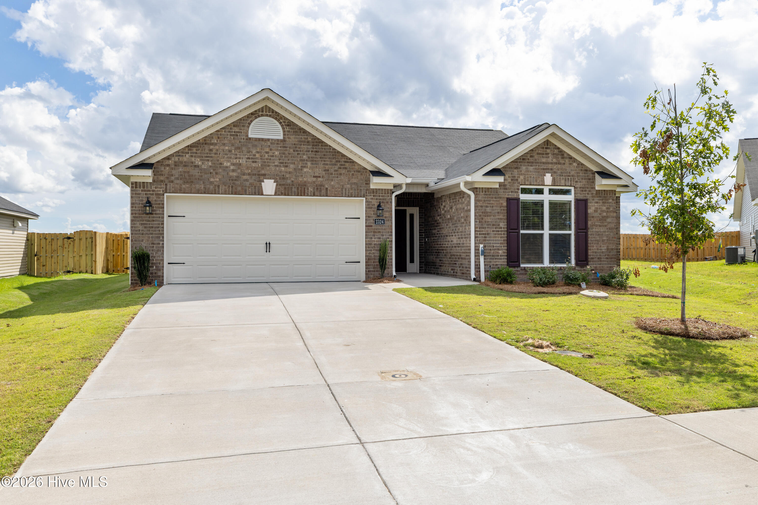 2324 Bellingham Drive — photo