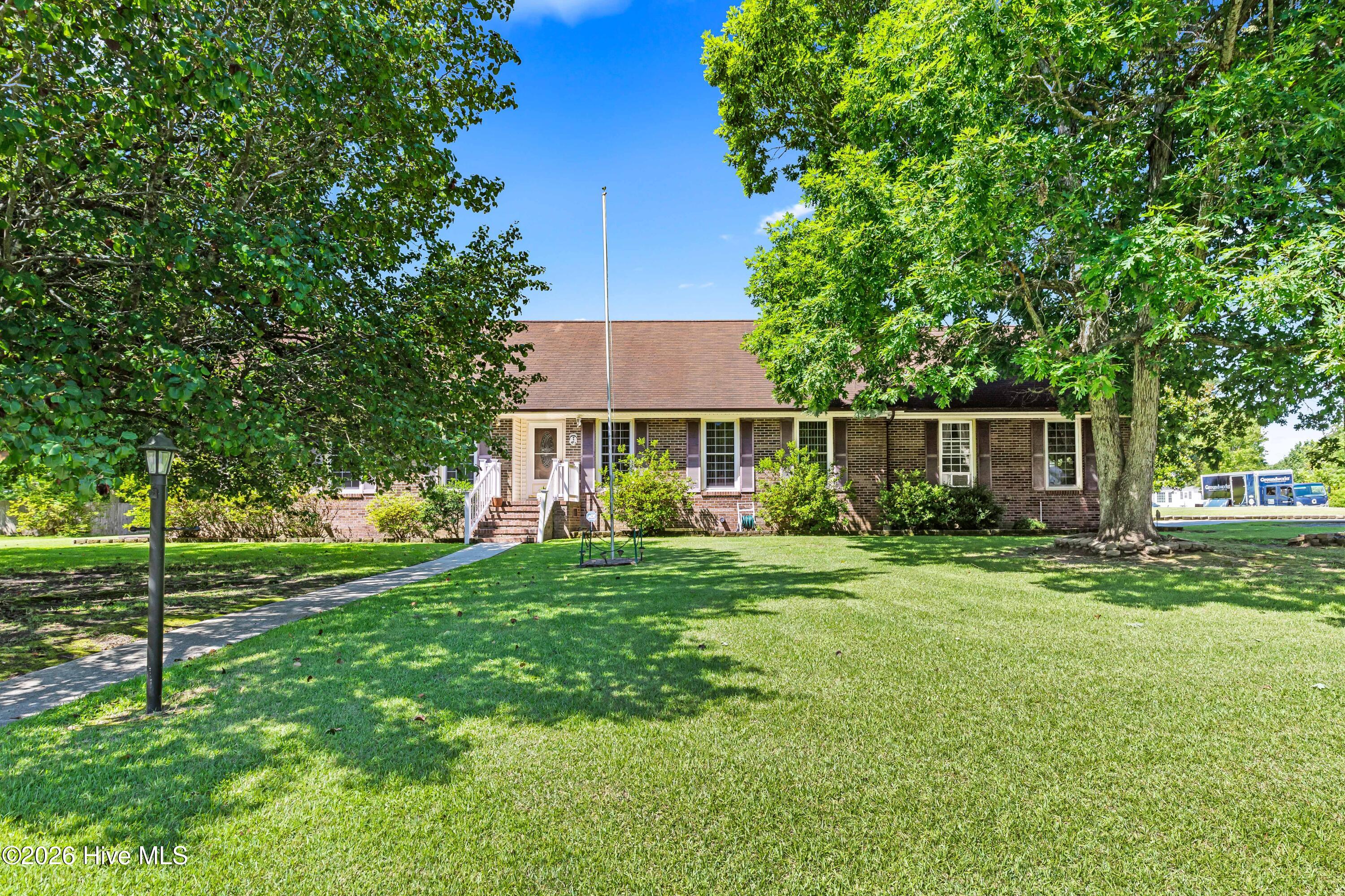 1110 Westmoreland Drive — photo