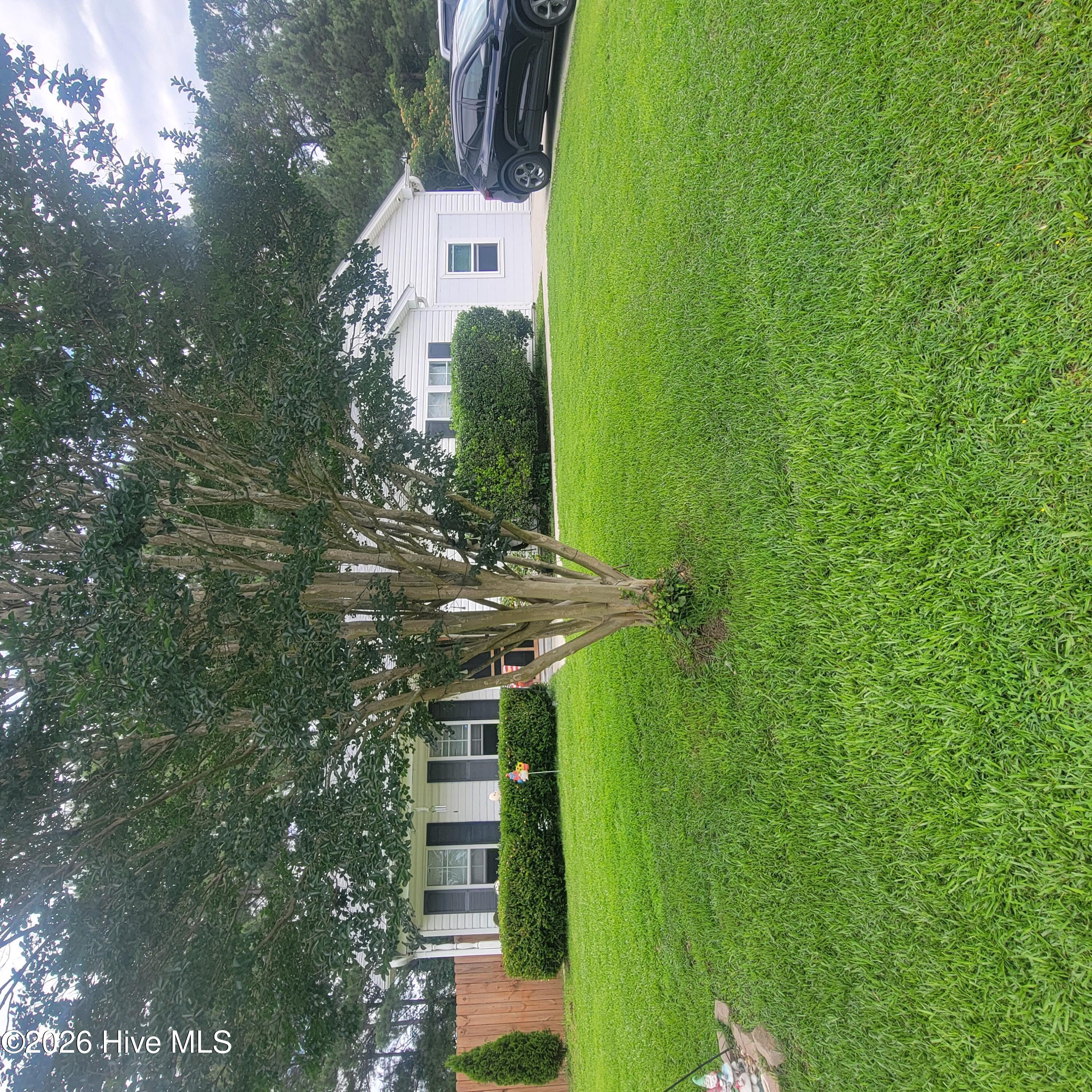 104 Willowbend Drive — photo