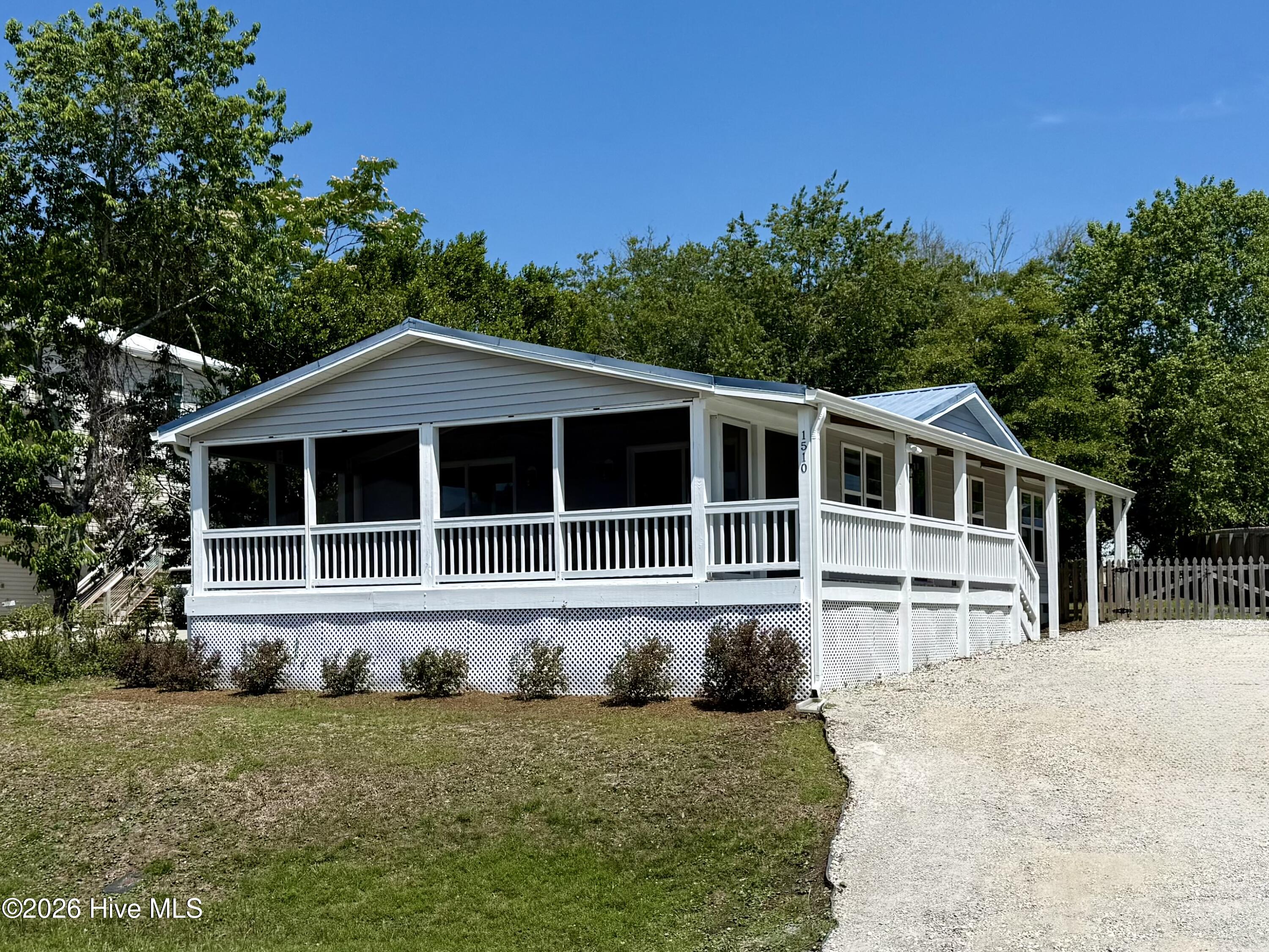 1510 Kings Landing Road — photo
