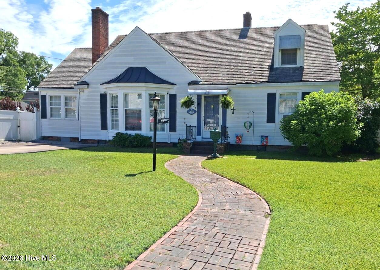 104 Locust Street — photo
