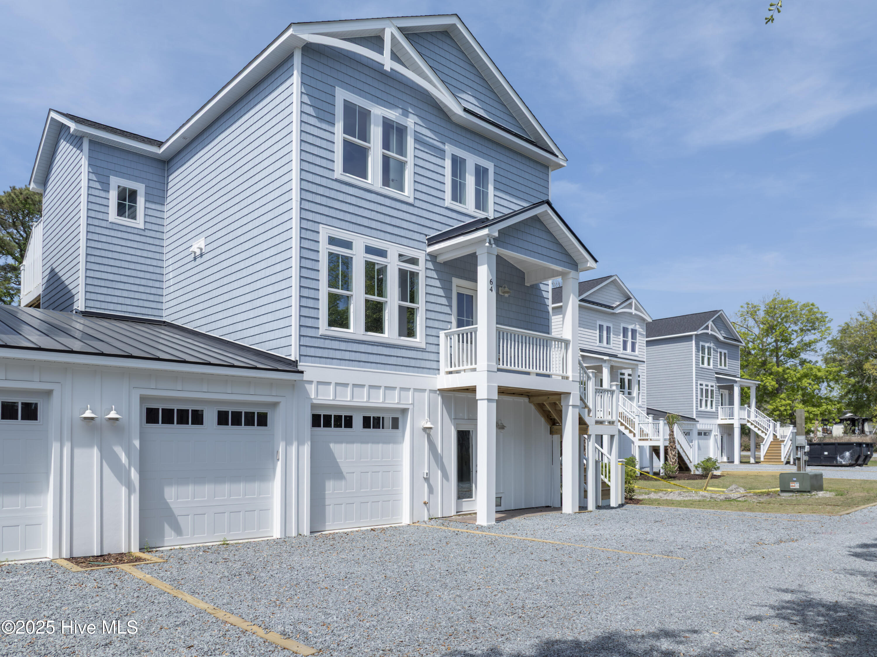 64 Pier View Court — photo