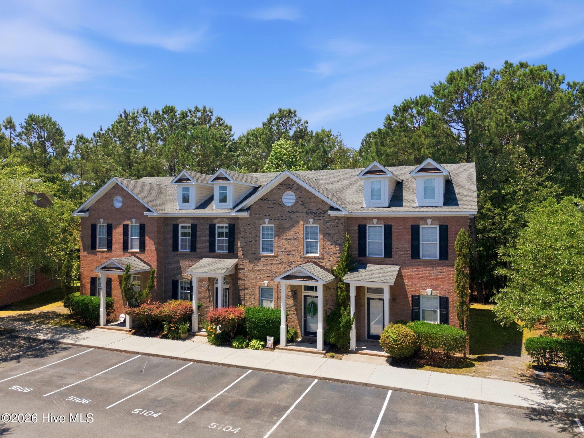 5106 Exton Park Loop — photo