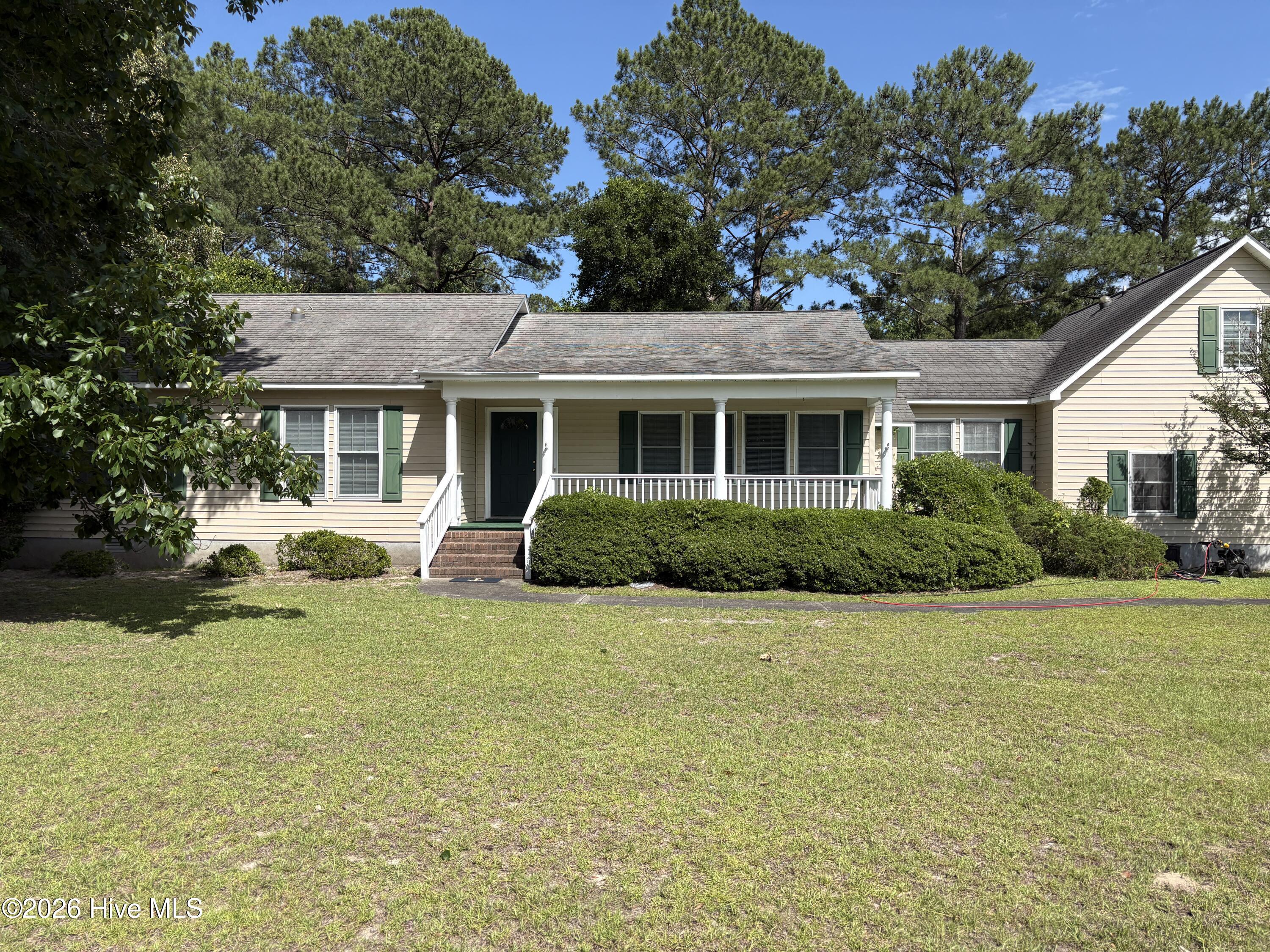 901 Firefly Court — photo