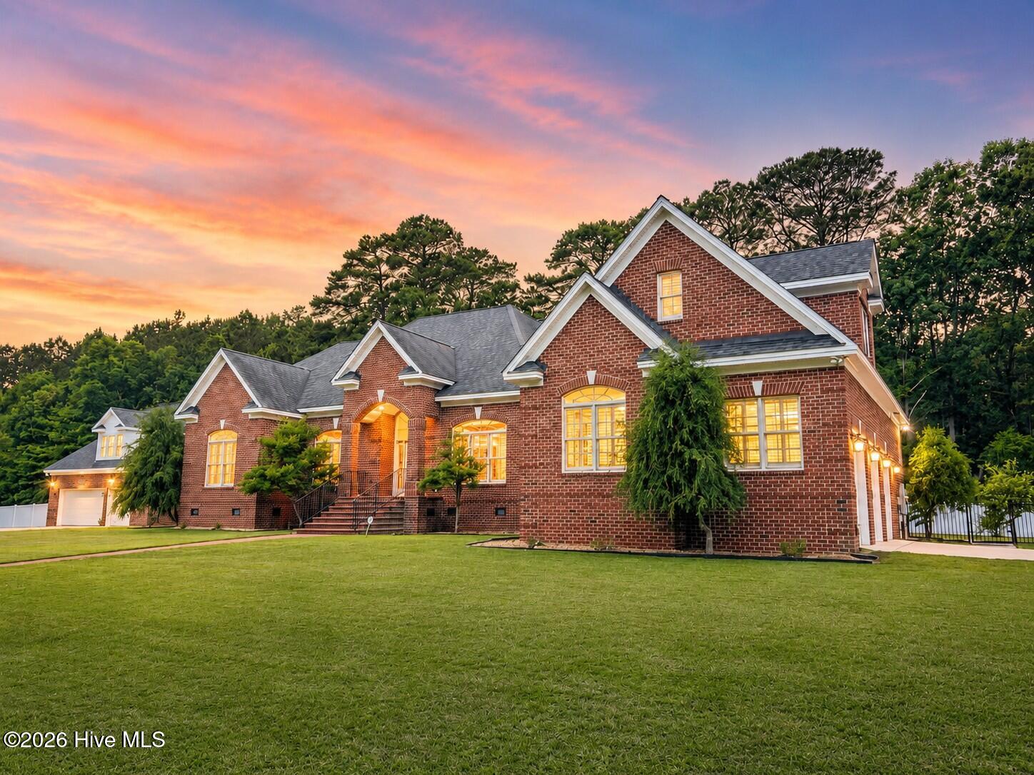 722 Wellington Lane — photo