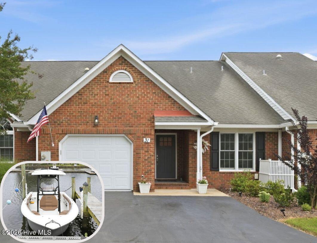 31 Pier Pointe — photo