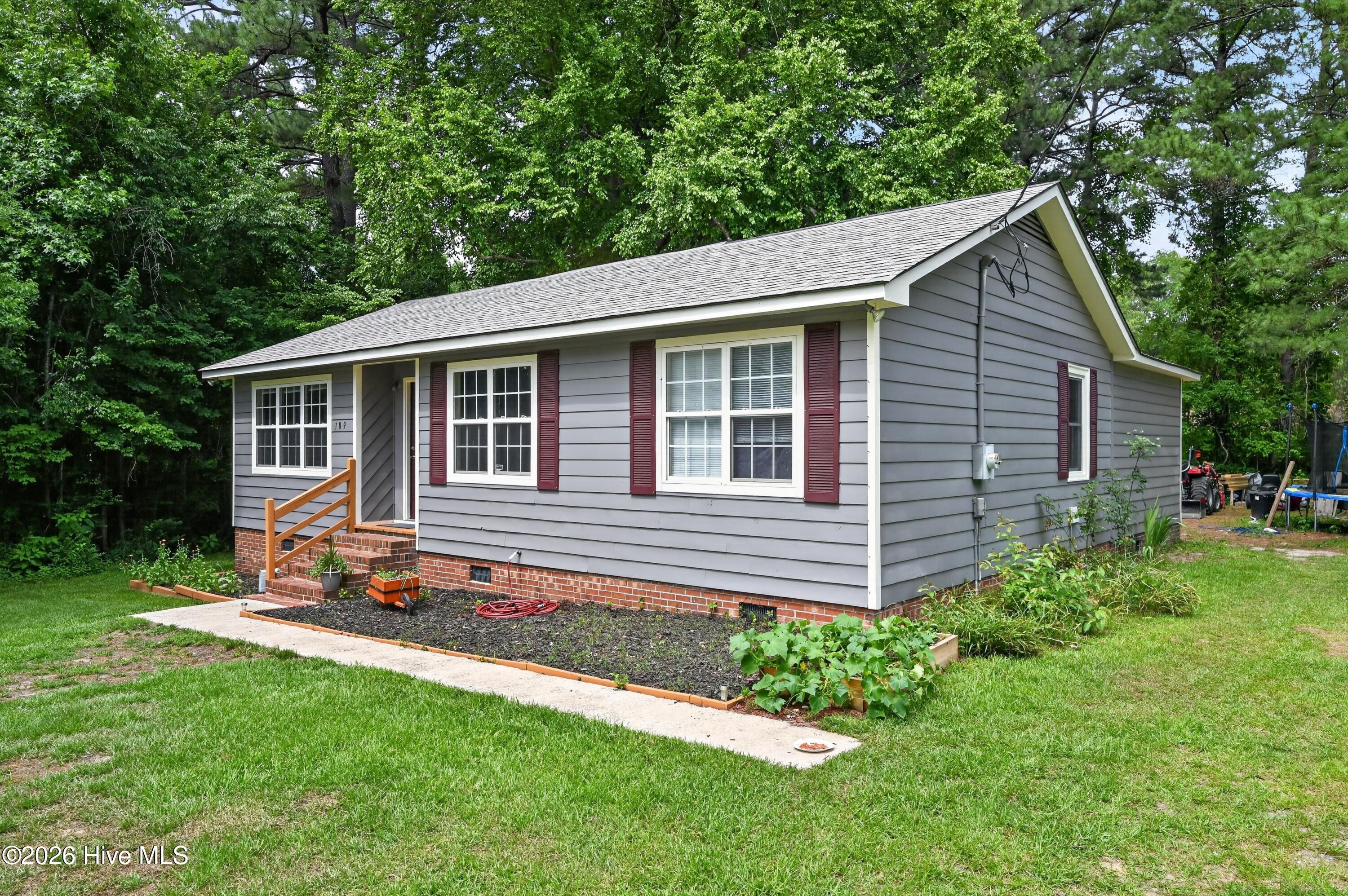 109 Snowden Street — photo