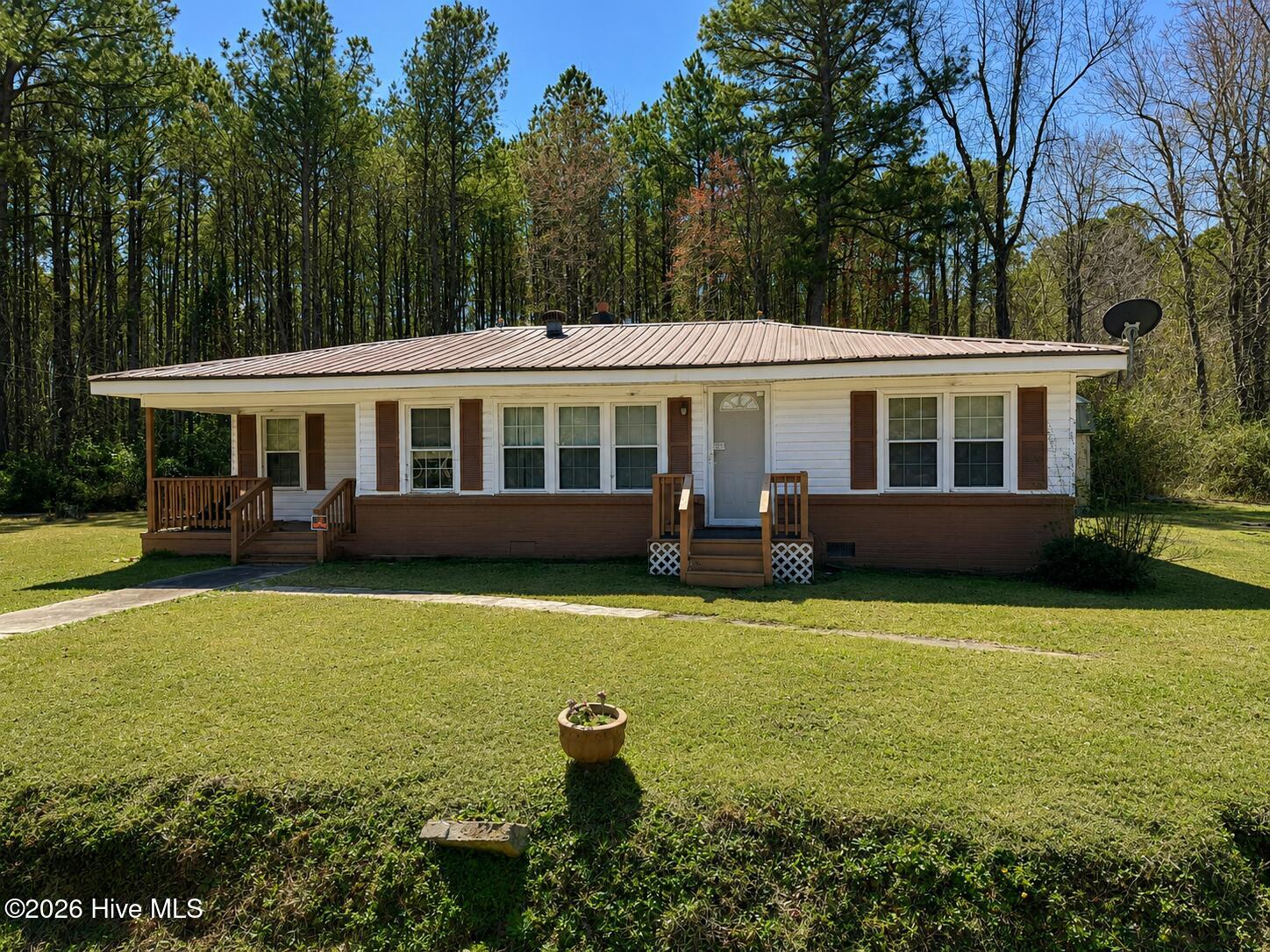 8061 Piney Woods Road — photo