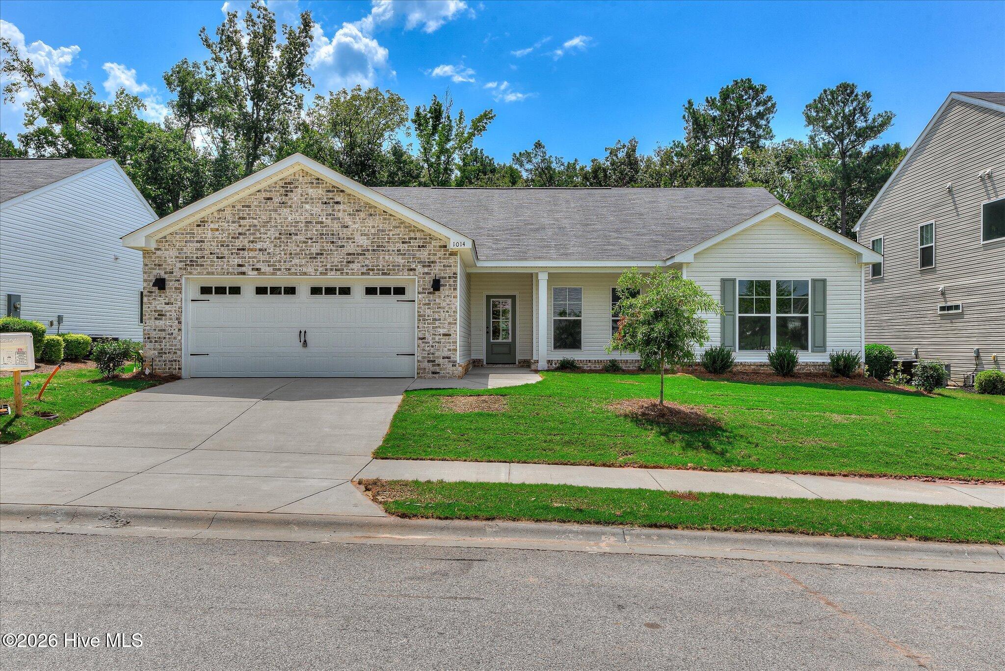 1014 Gregory Landing Drive — photo