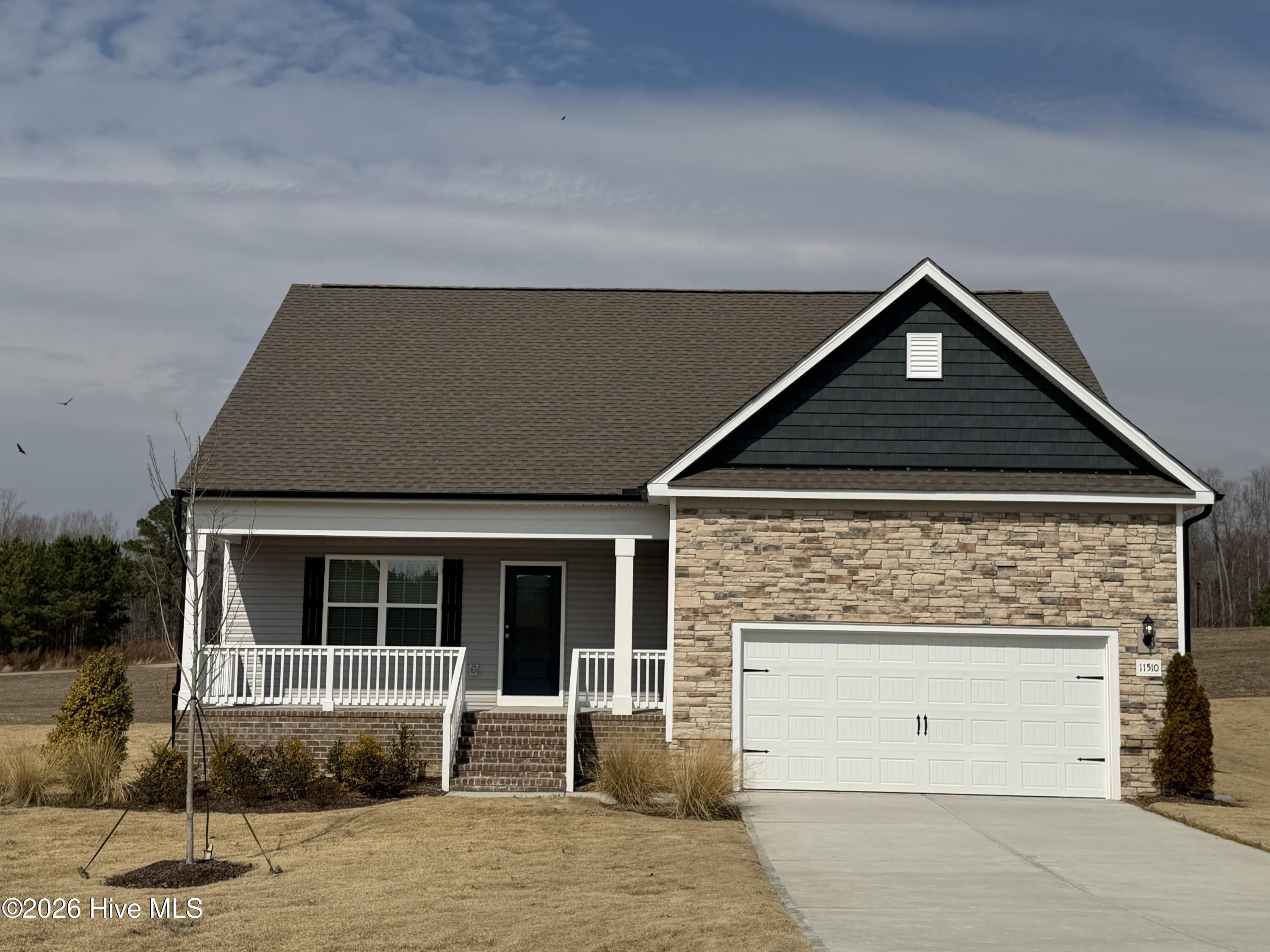 11510 International Drive — photo