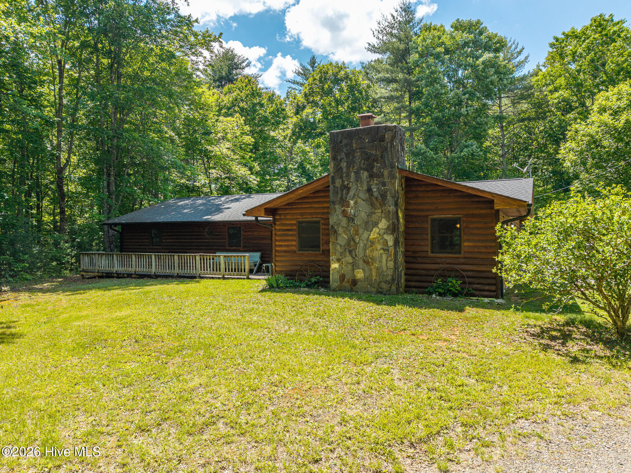 562 Sunny Lane — photo