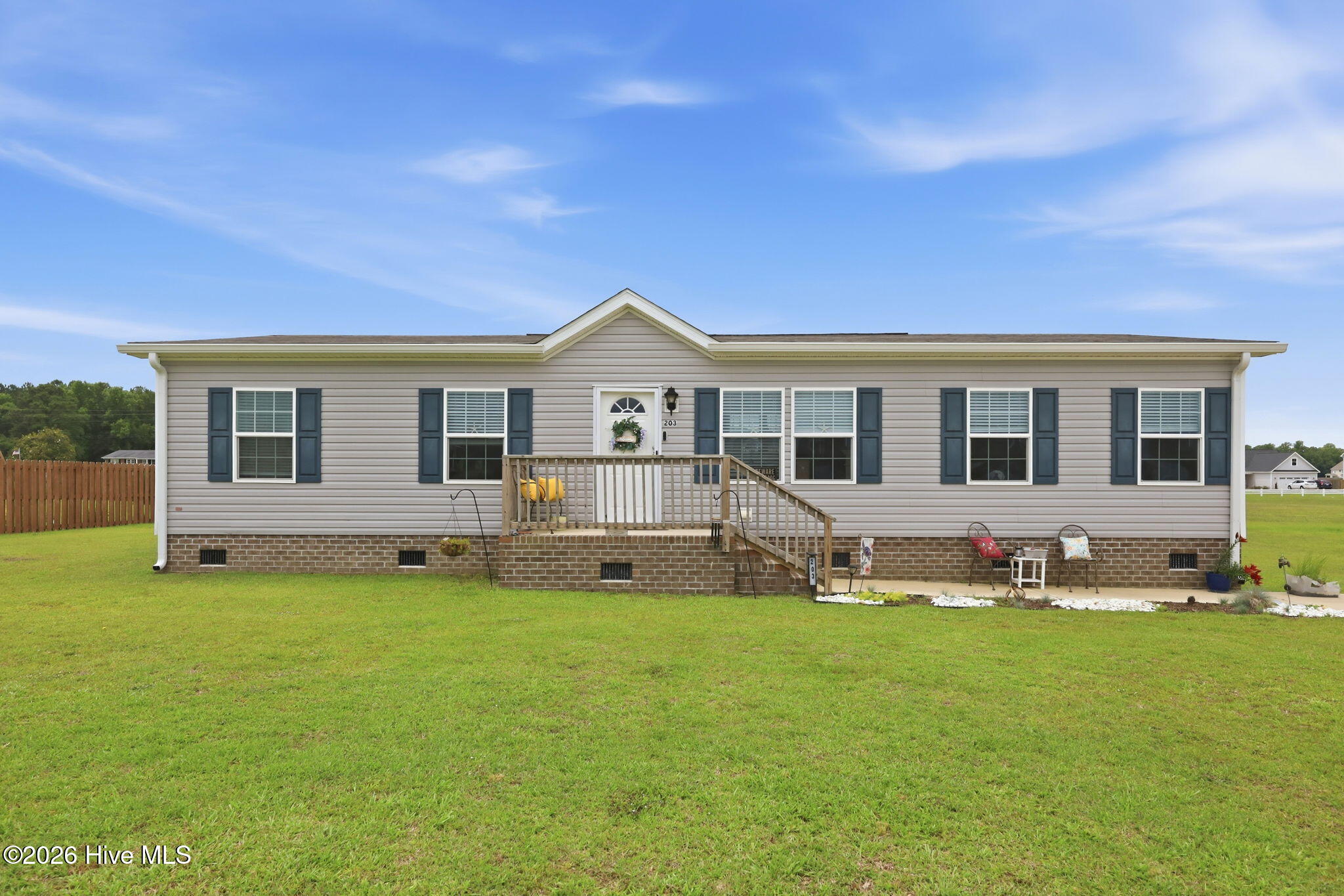 203 Magnolia Drive — photo