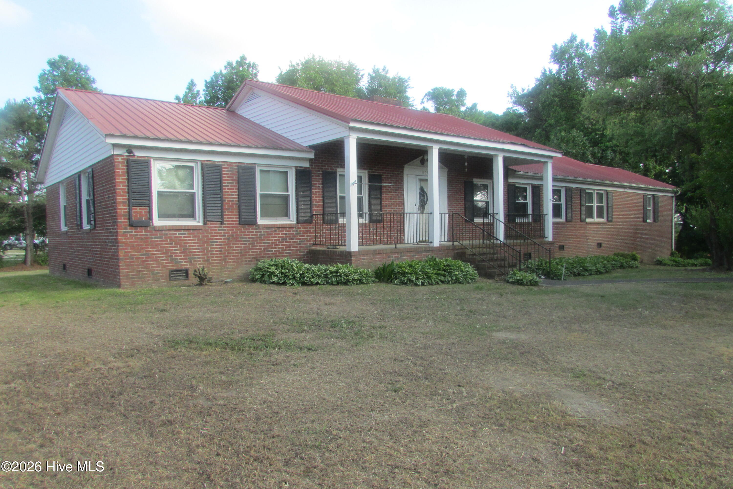 1102 Isaac Weeks Road — photo