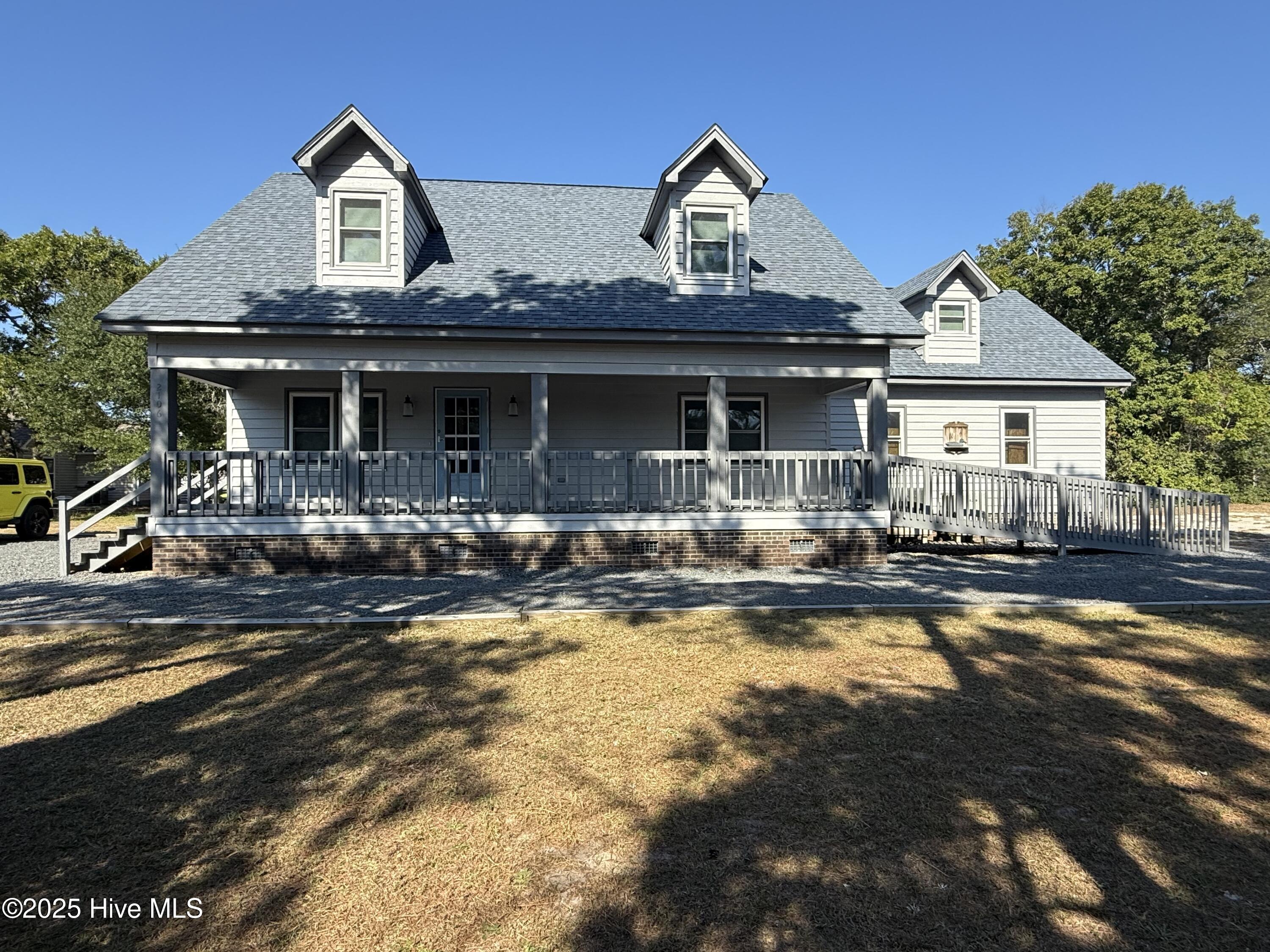 2106 E Oak Island Drive — photo