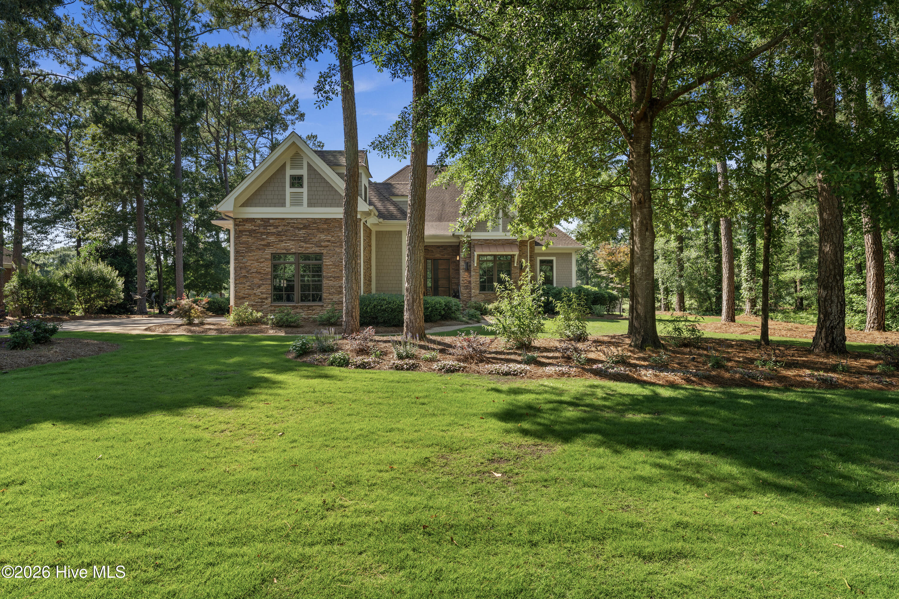 185 Red Berry Drive — photo