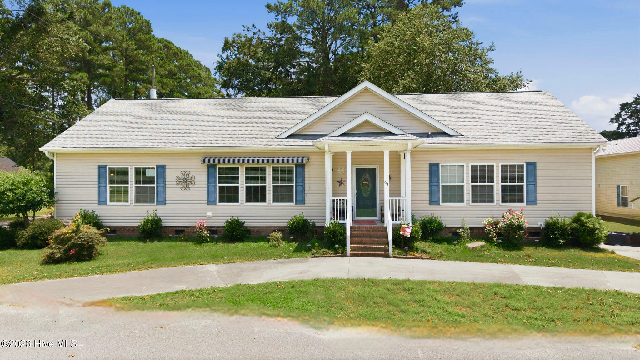 24 King Blount Drive — photo