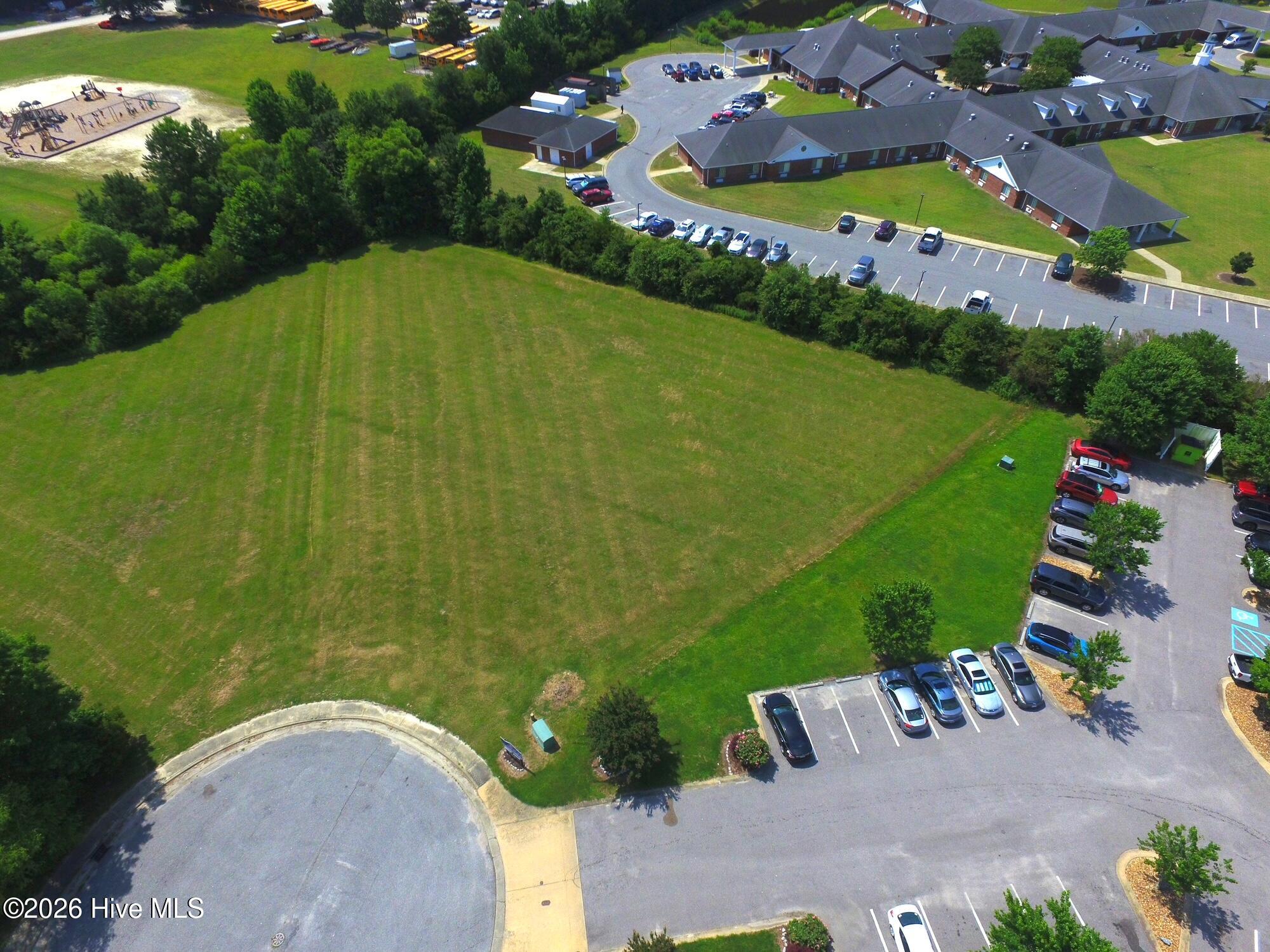 106 Mill End Court — photo