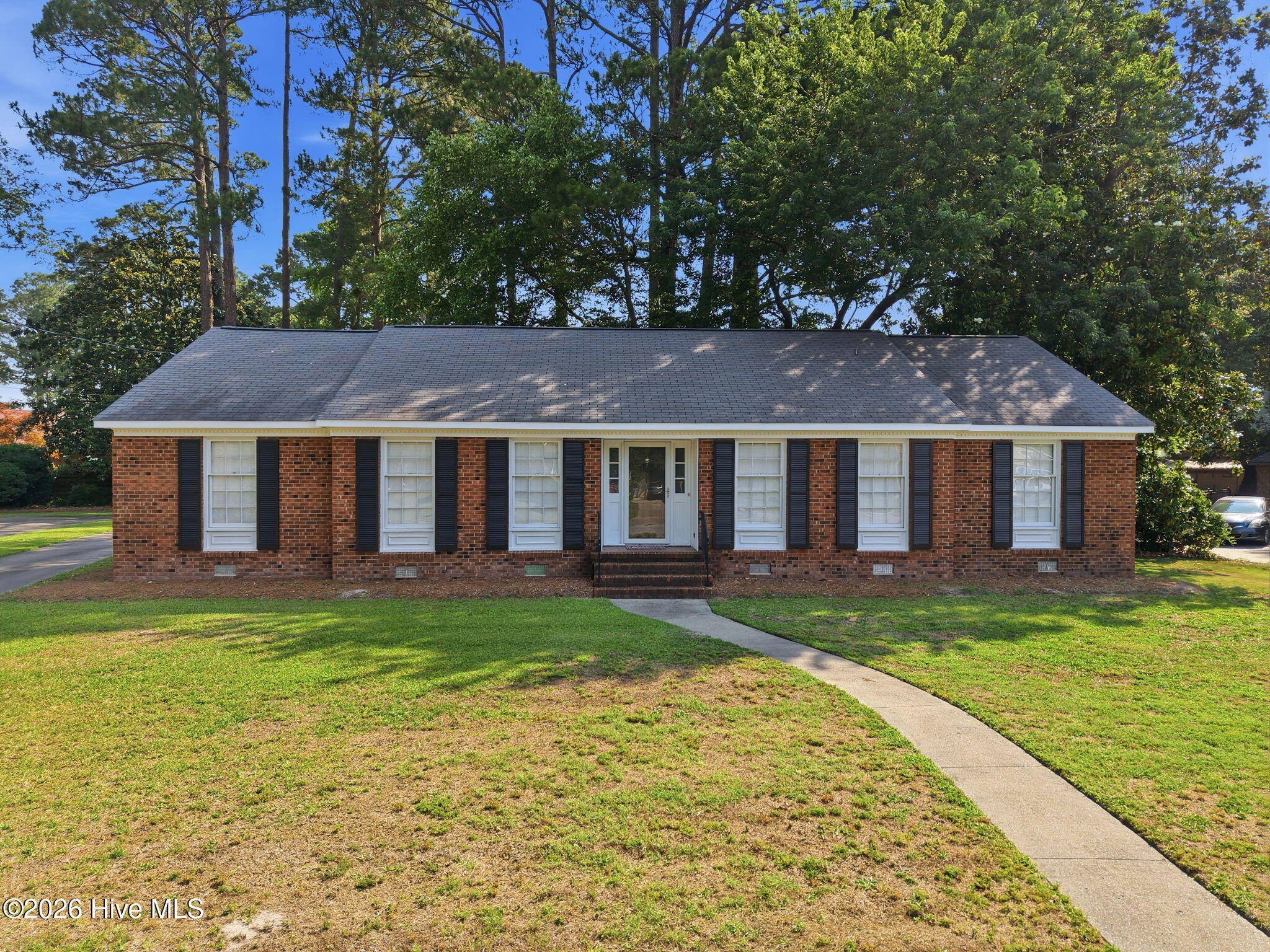 1205 W Highland Avenue — photo
