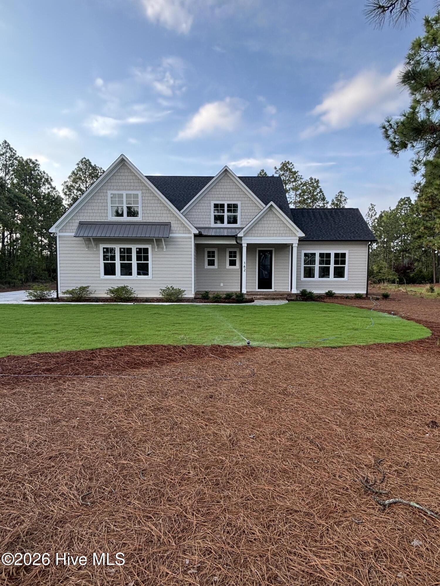 142 Parkwood Court — photo