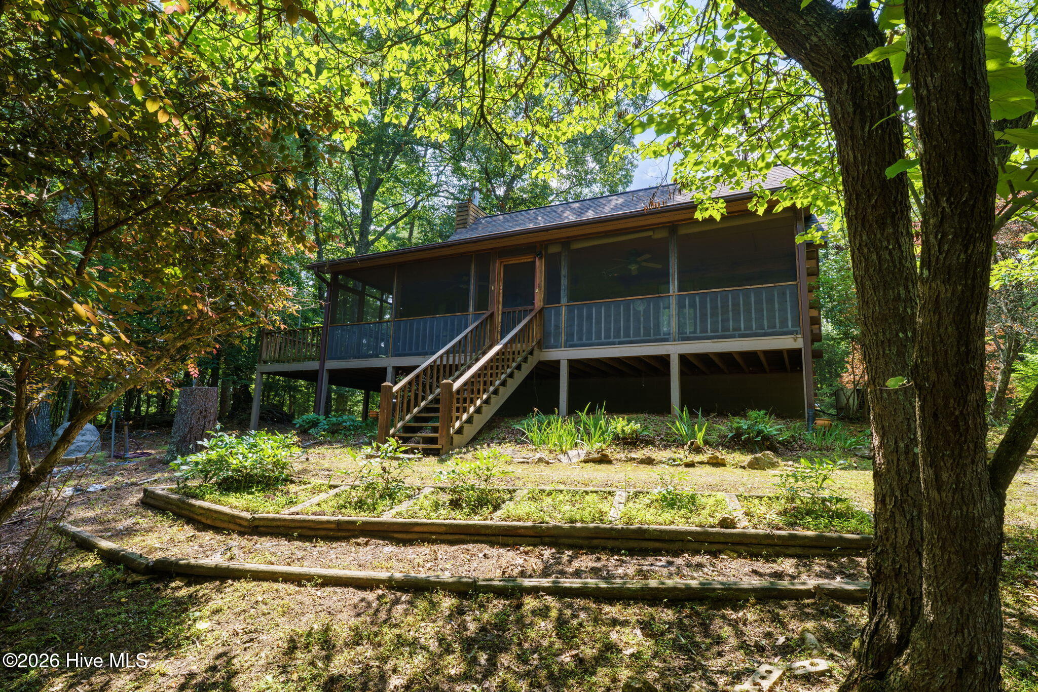 147 Holly Ridge Lane — photo