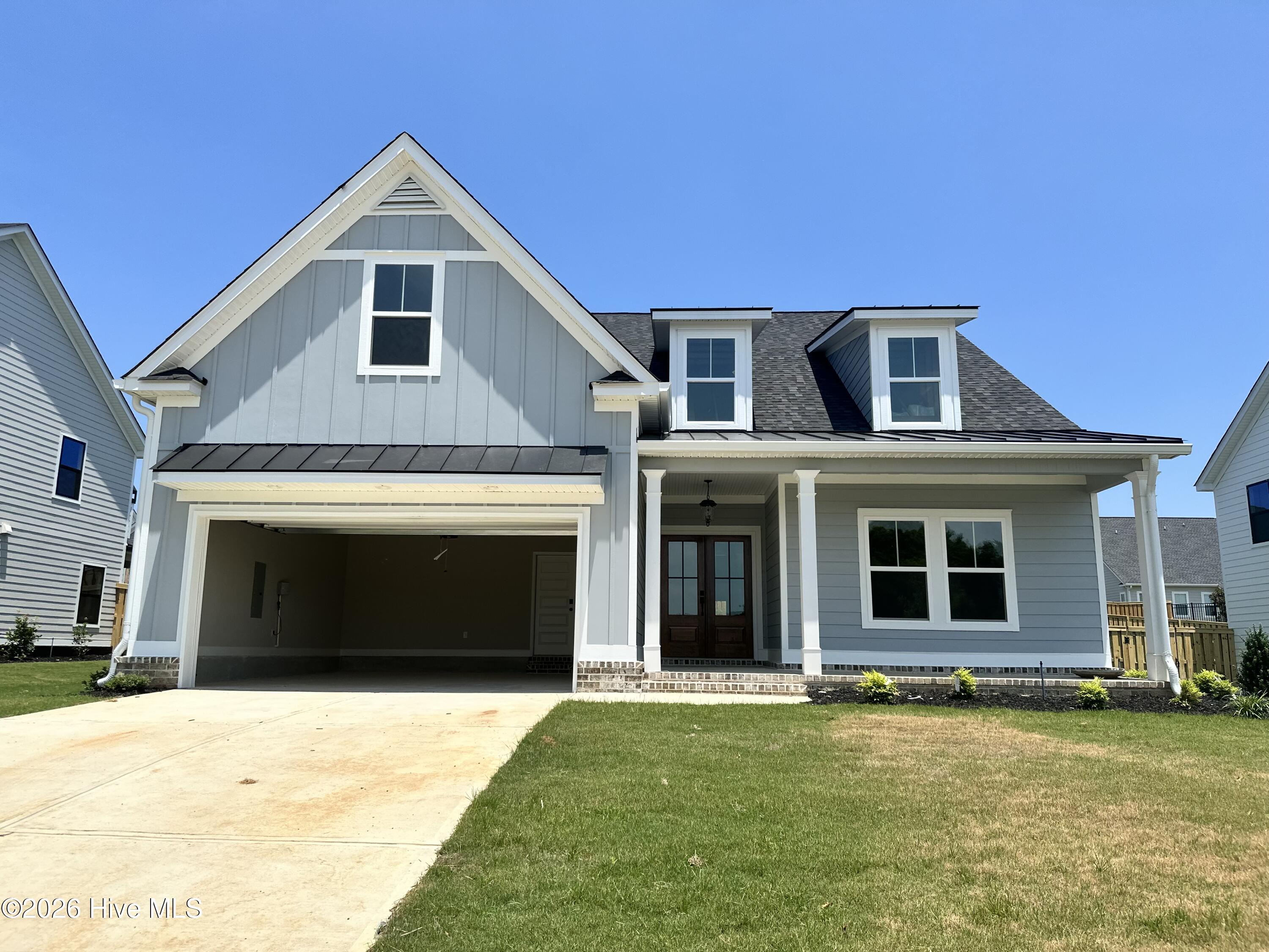 435 Woodlawn Street — photo
