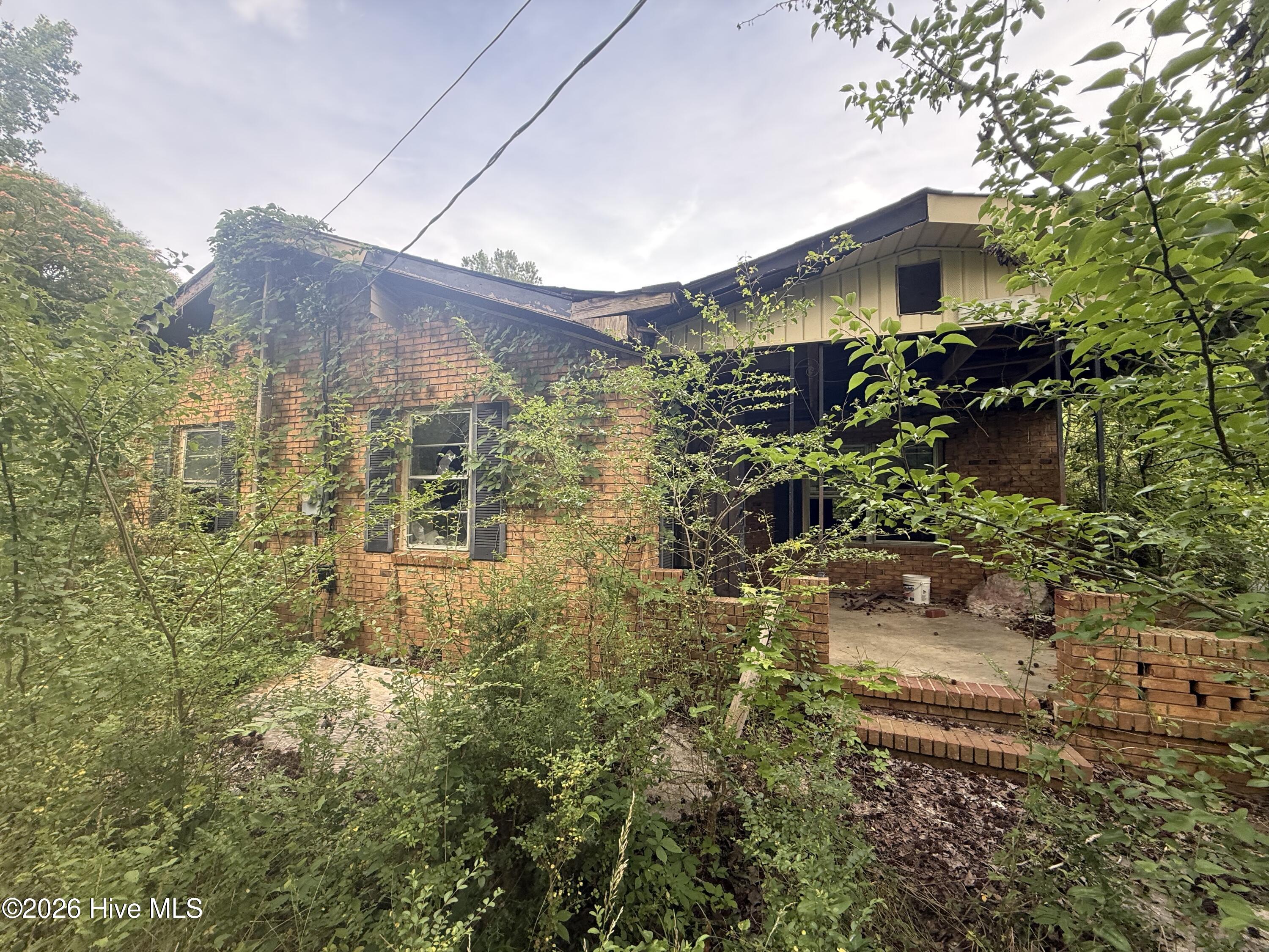 3173 Johnson Drive — photo