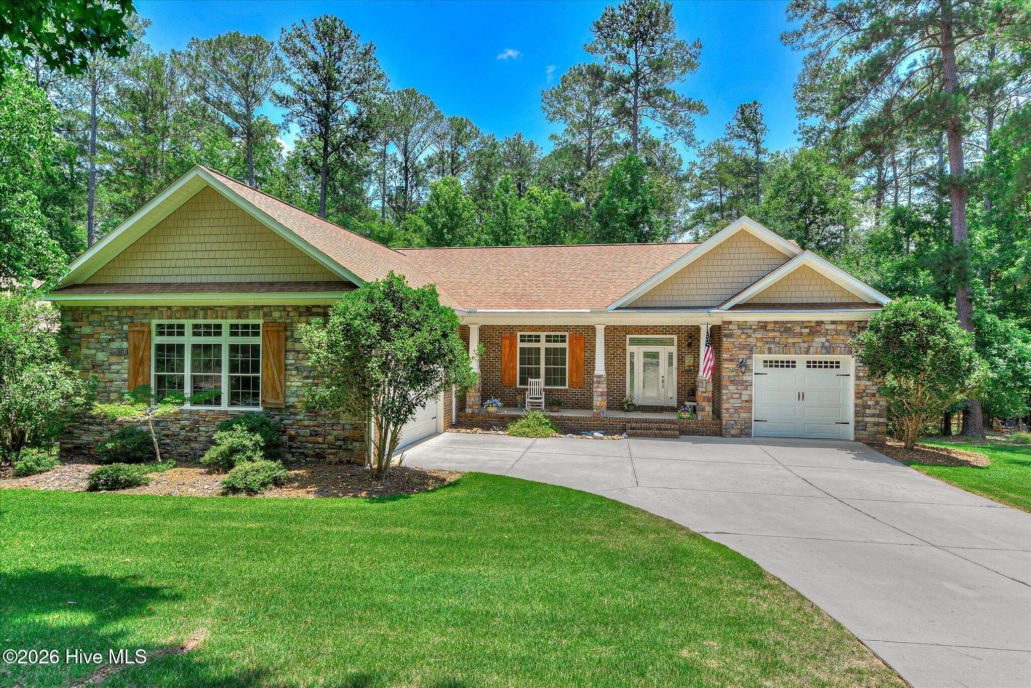 164 Grandview Drive — photo