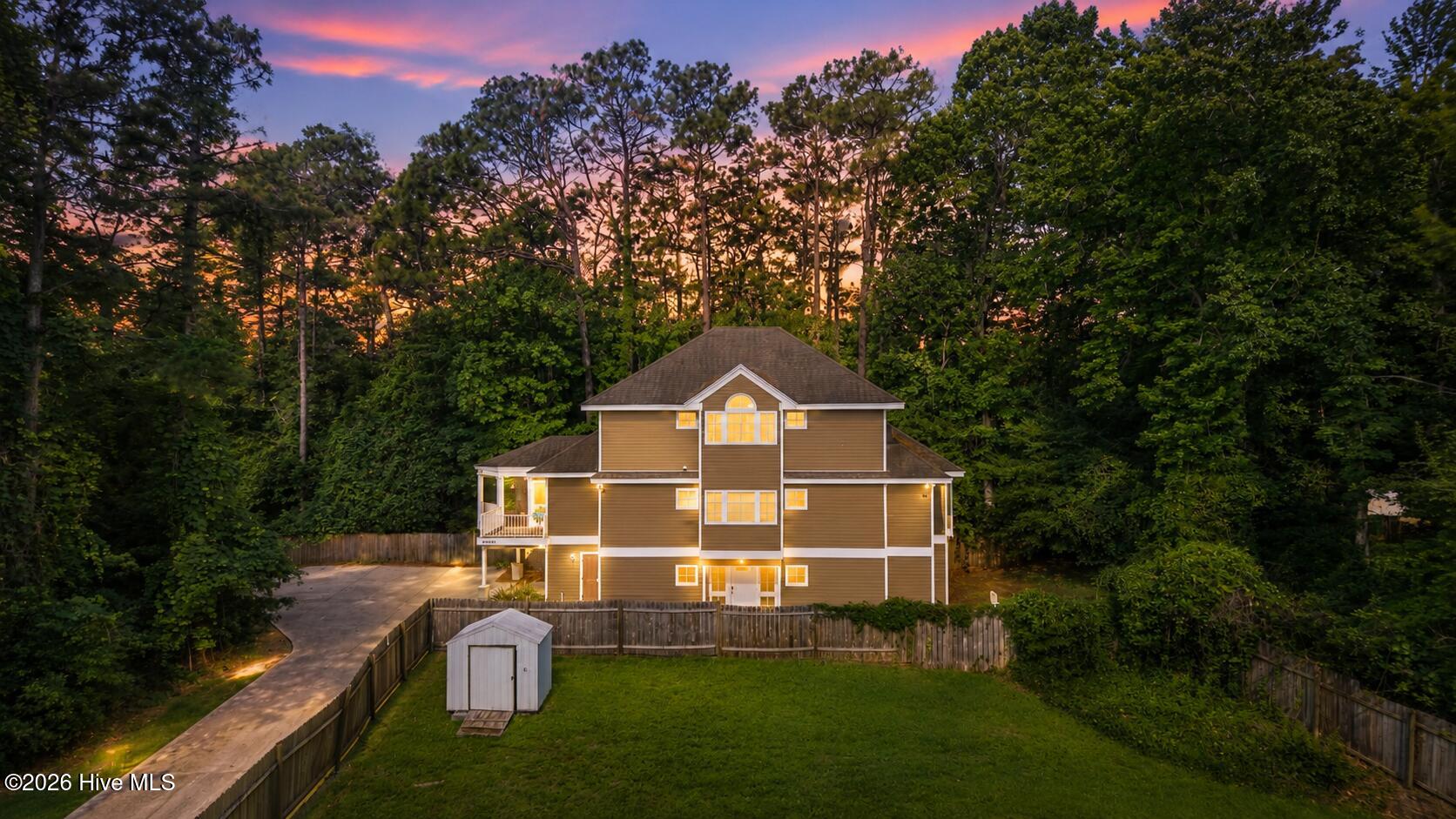 4806 Collegiate Drive — photo
