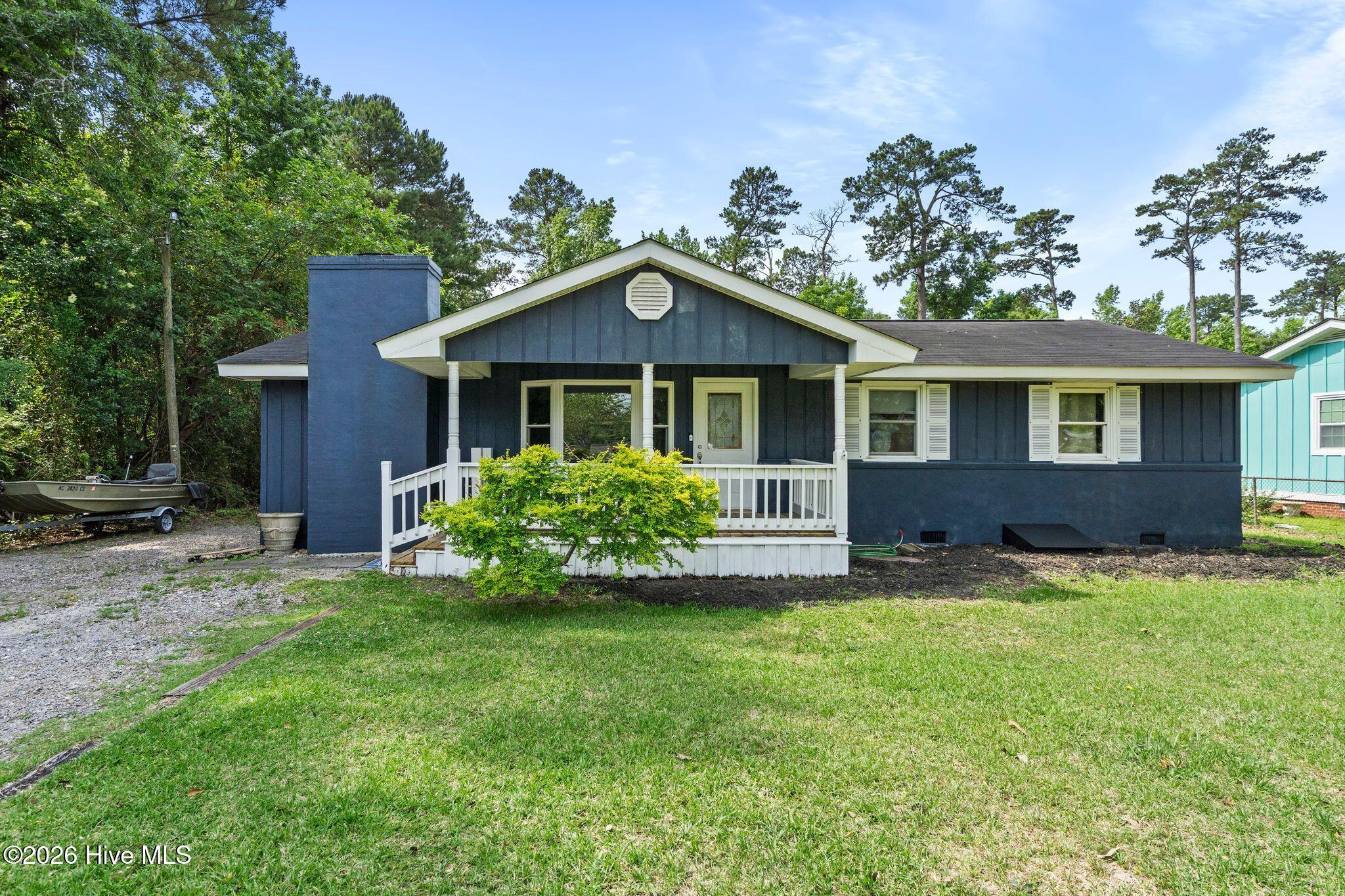 116 Laurel Drive — photo