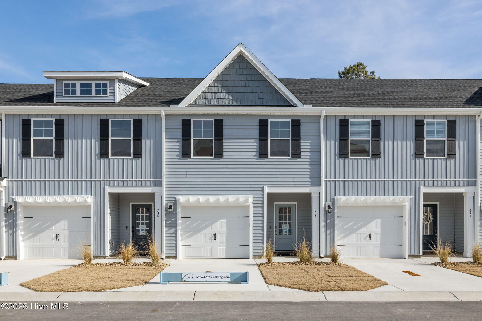 228 Cline Way Unit 131, 1809 Live Oak — photo