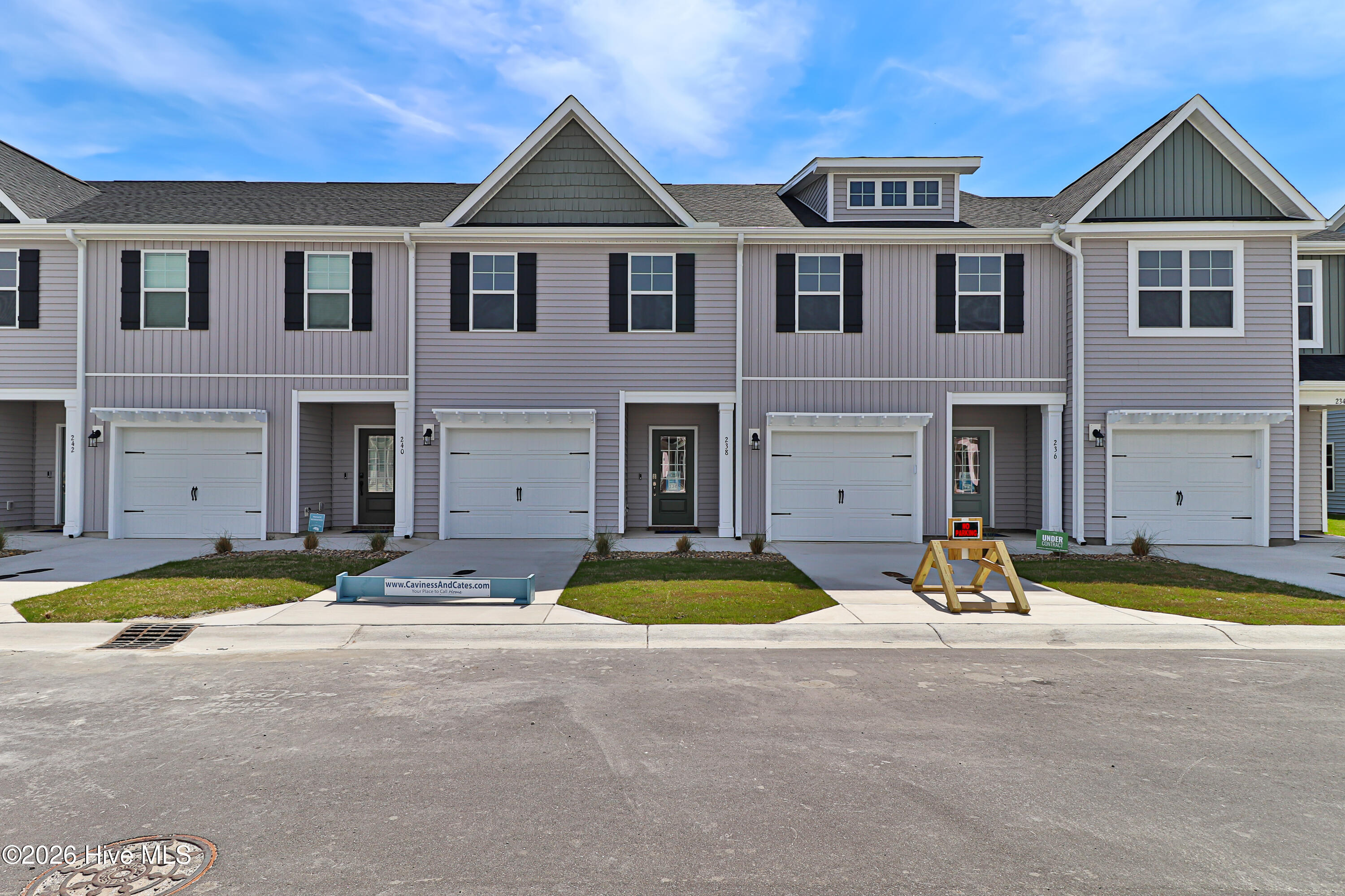 238 Cline Way Unit 126, 1809 Live Oak — photo