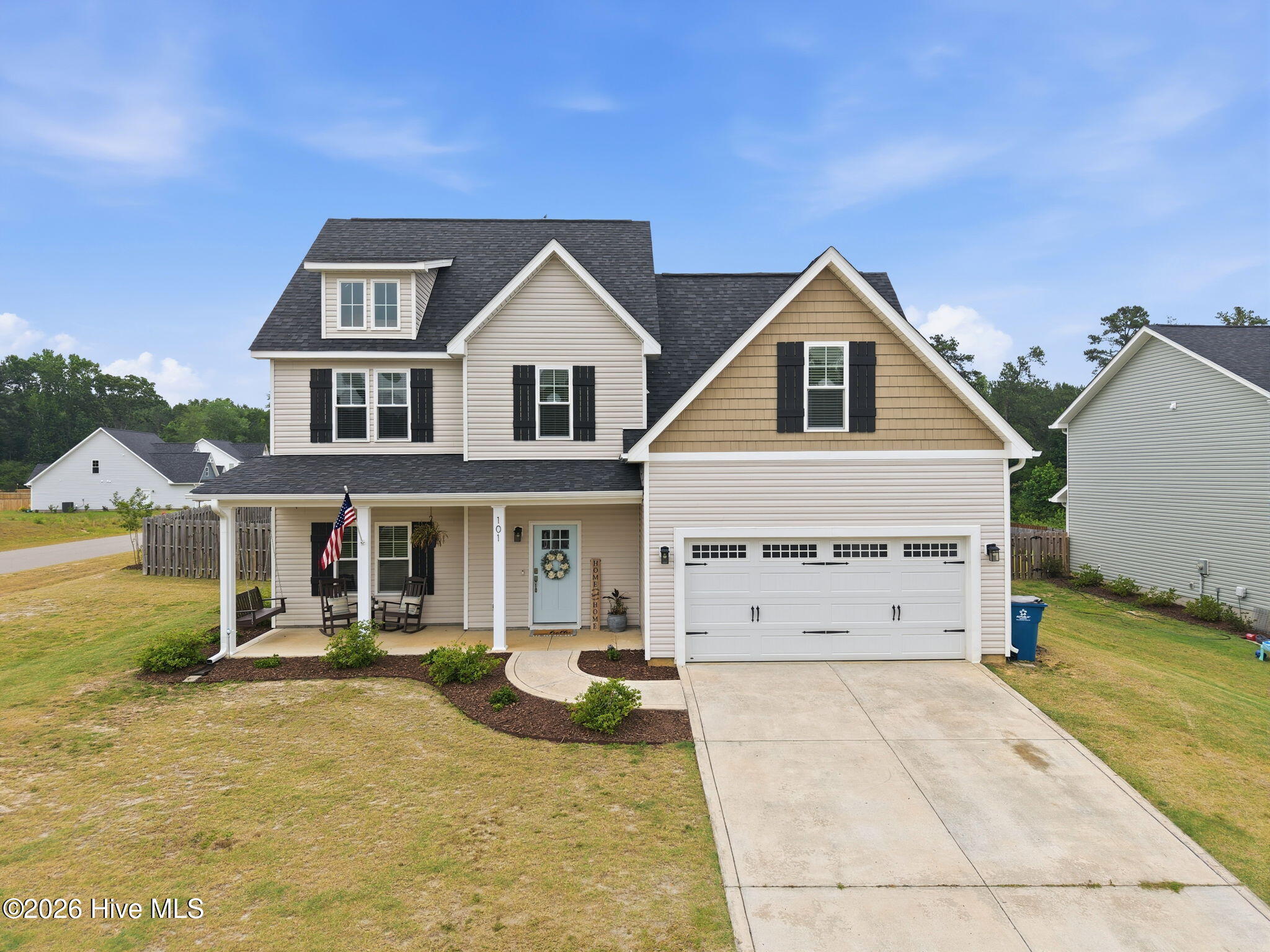 101 Woodford Lane — photo